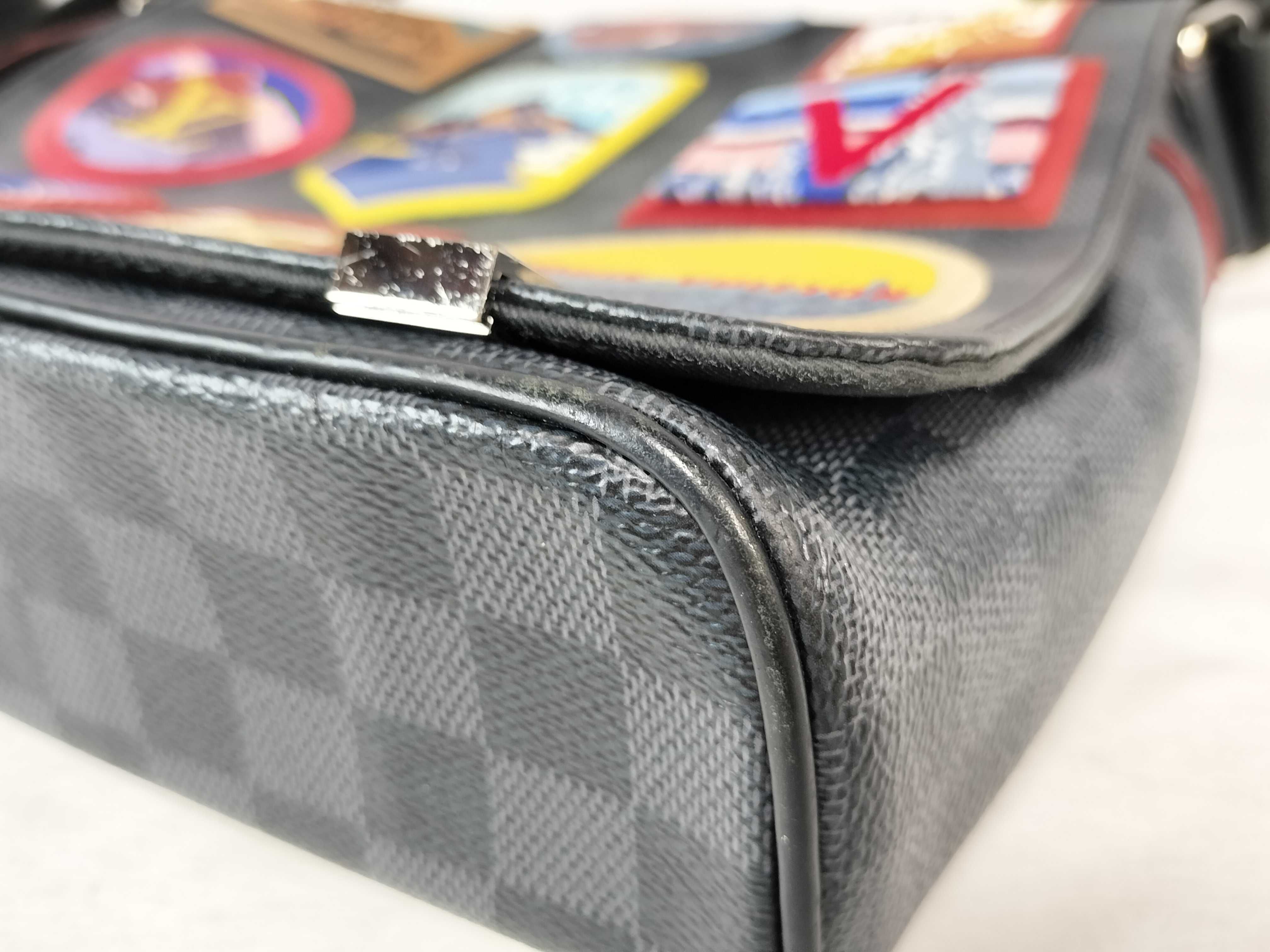 Damier Graphite LV Alps Damier Graphite District CA2178 Shoulder Bag — view 6