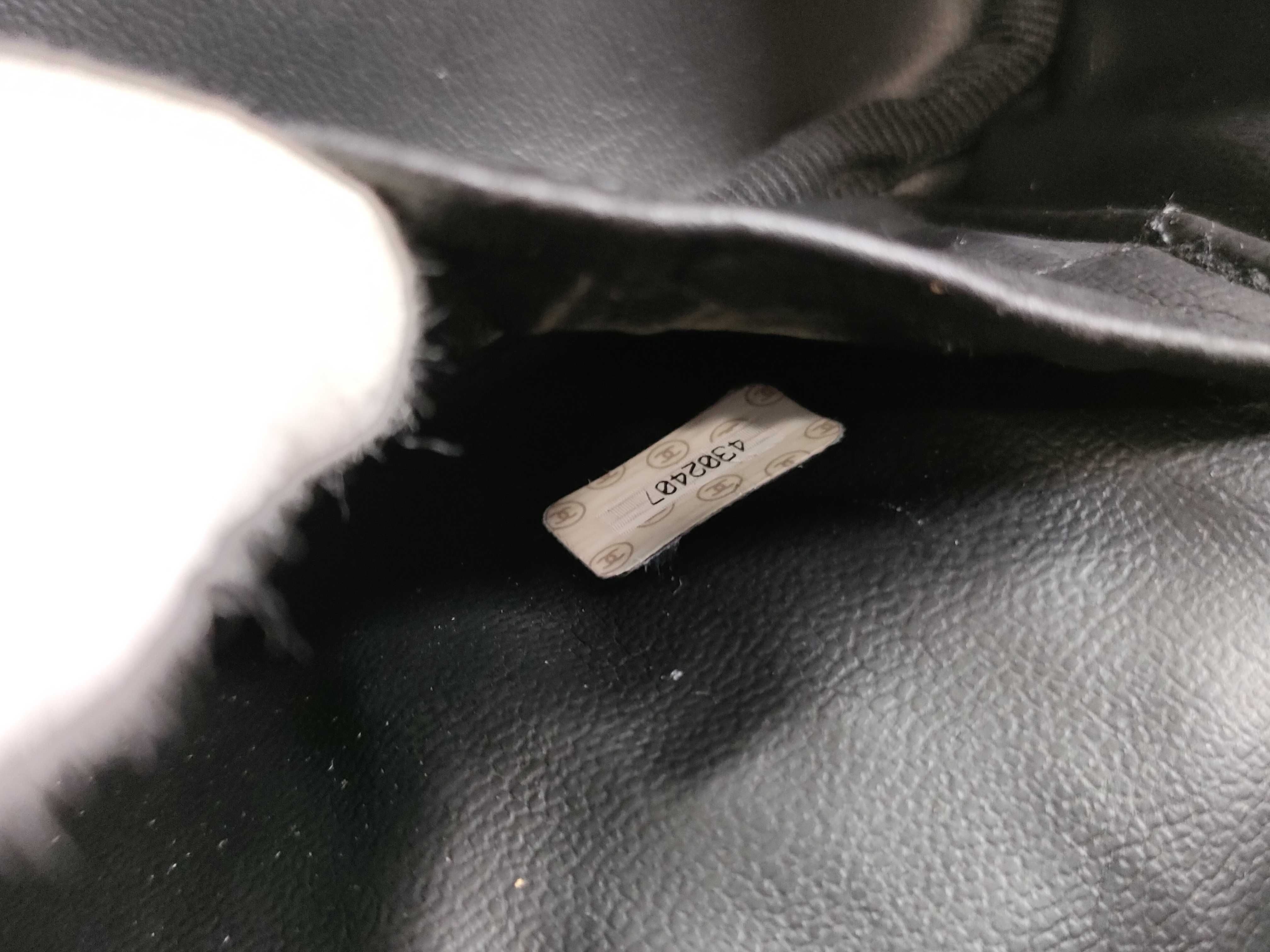 Caviar Skin Vanity Bag, Horizontal, Black, with Seal/Guarantee Card. — view 12