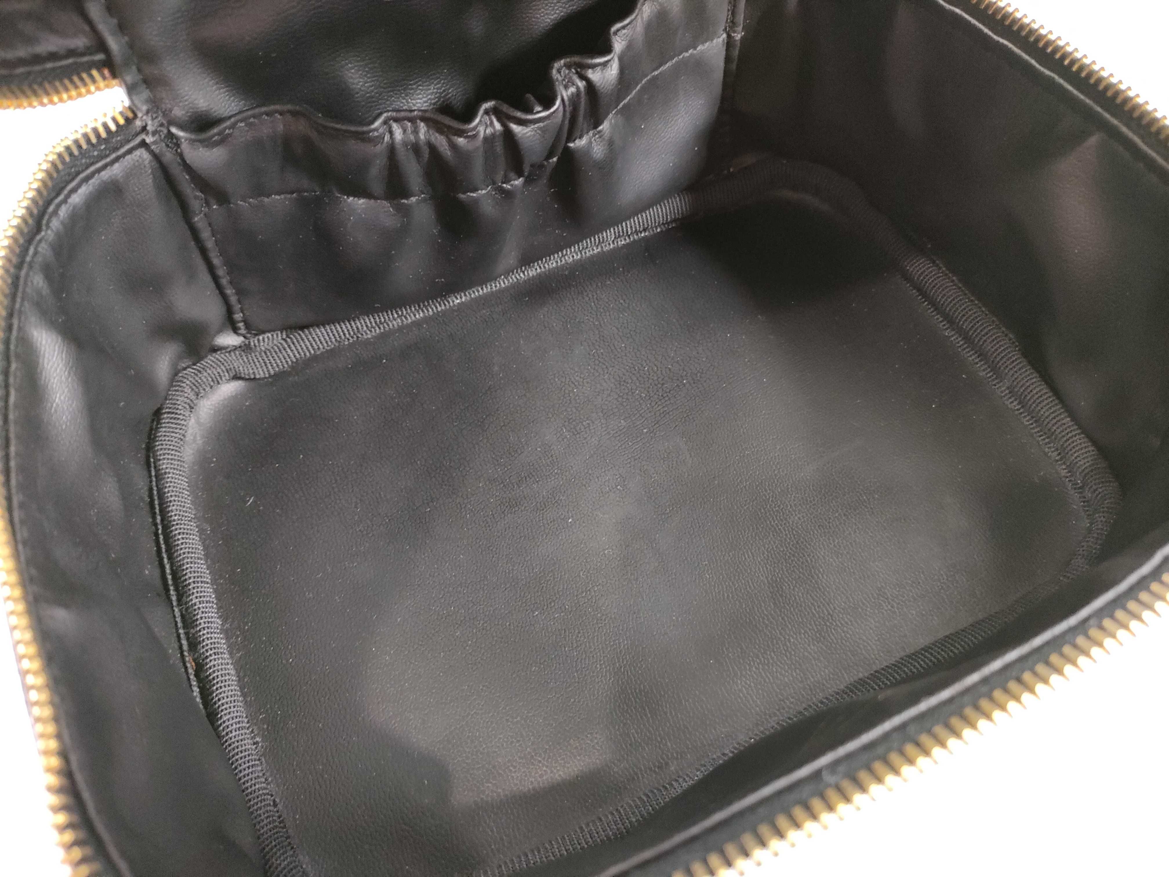 Caviar Skin Vanity Bag, Horizontal, Black, with Seal/Guarantee Card. — view 9