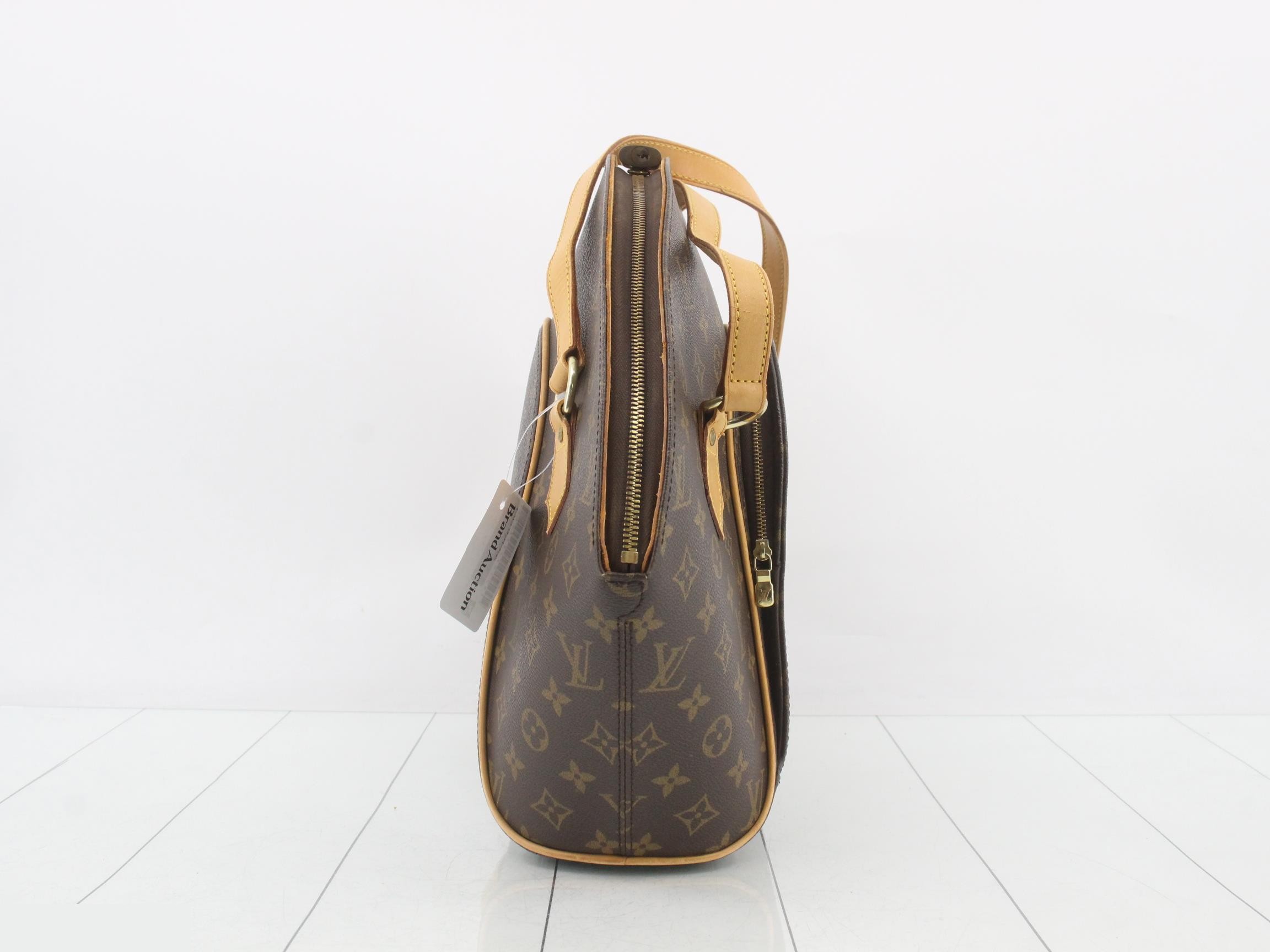 Ellipse Shopping Monogram Shoulder Bag — view 4