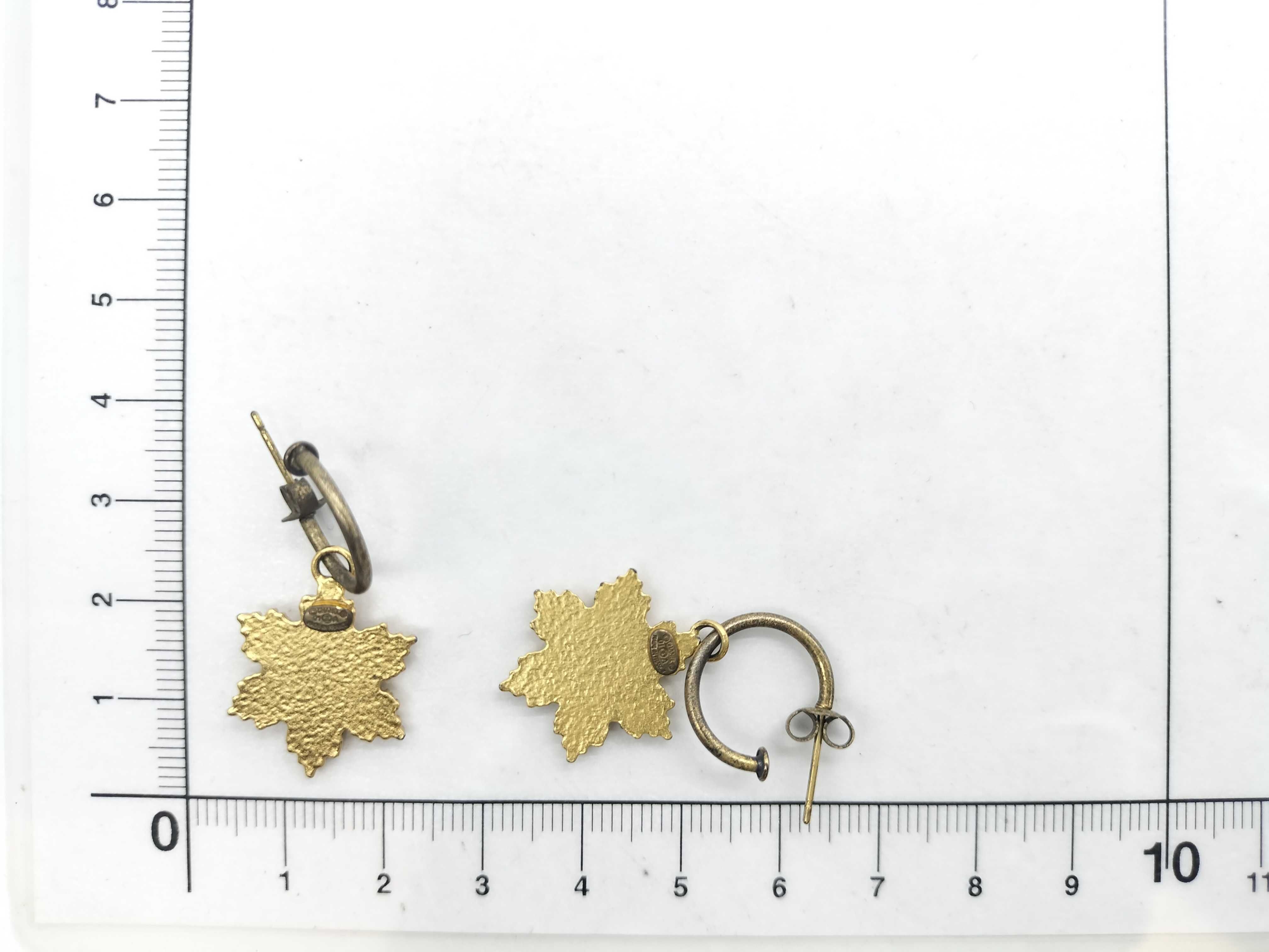 01A Snow Mark Earrings — view 8