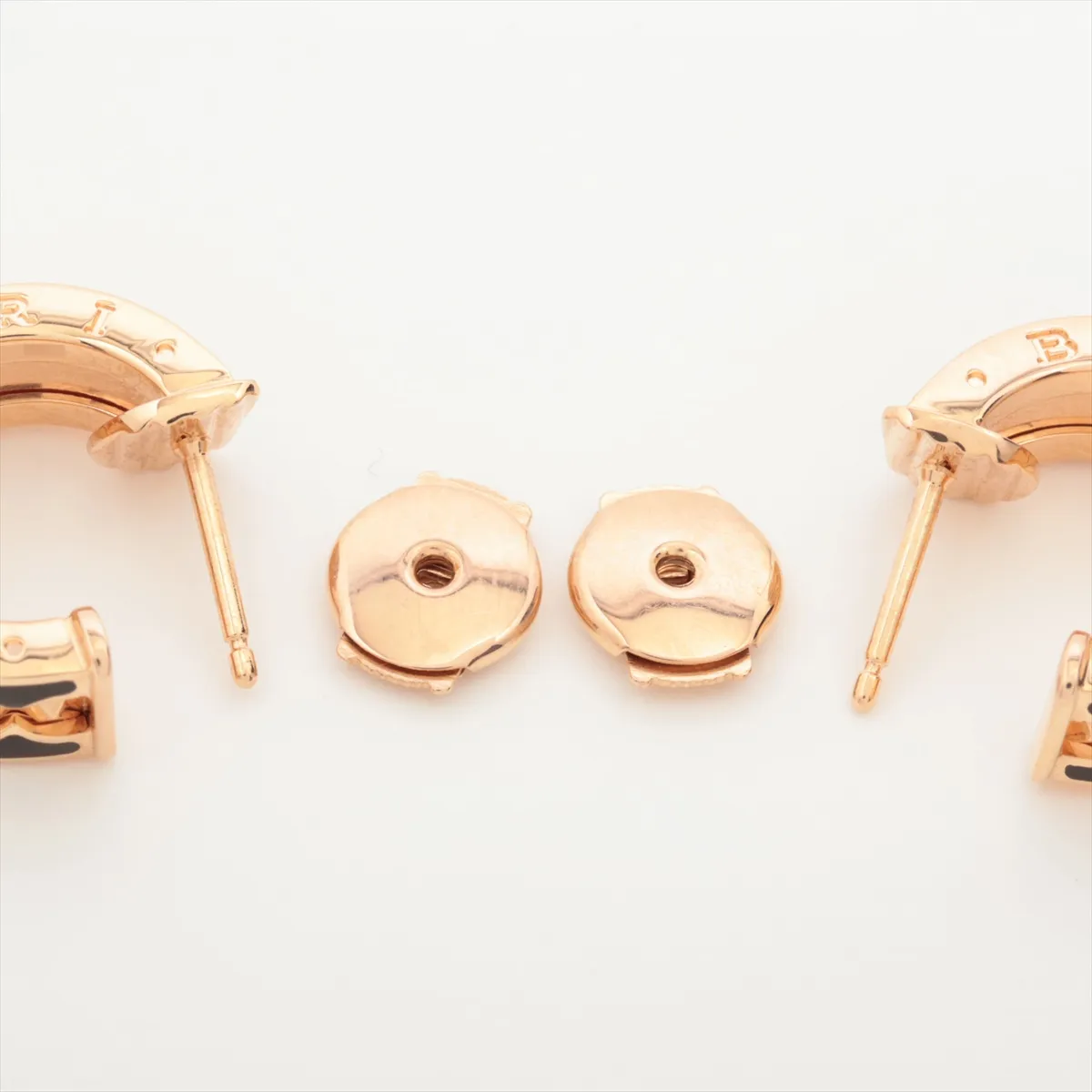 B.zero1 Rock Earrings, 750 (PG) x Ceramic, 9.3g, TTC 6mm, loose backing, 357567, QR code scannable, accessory sticker attached. — view 4