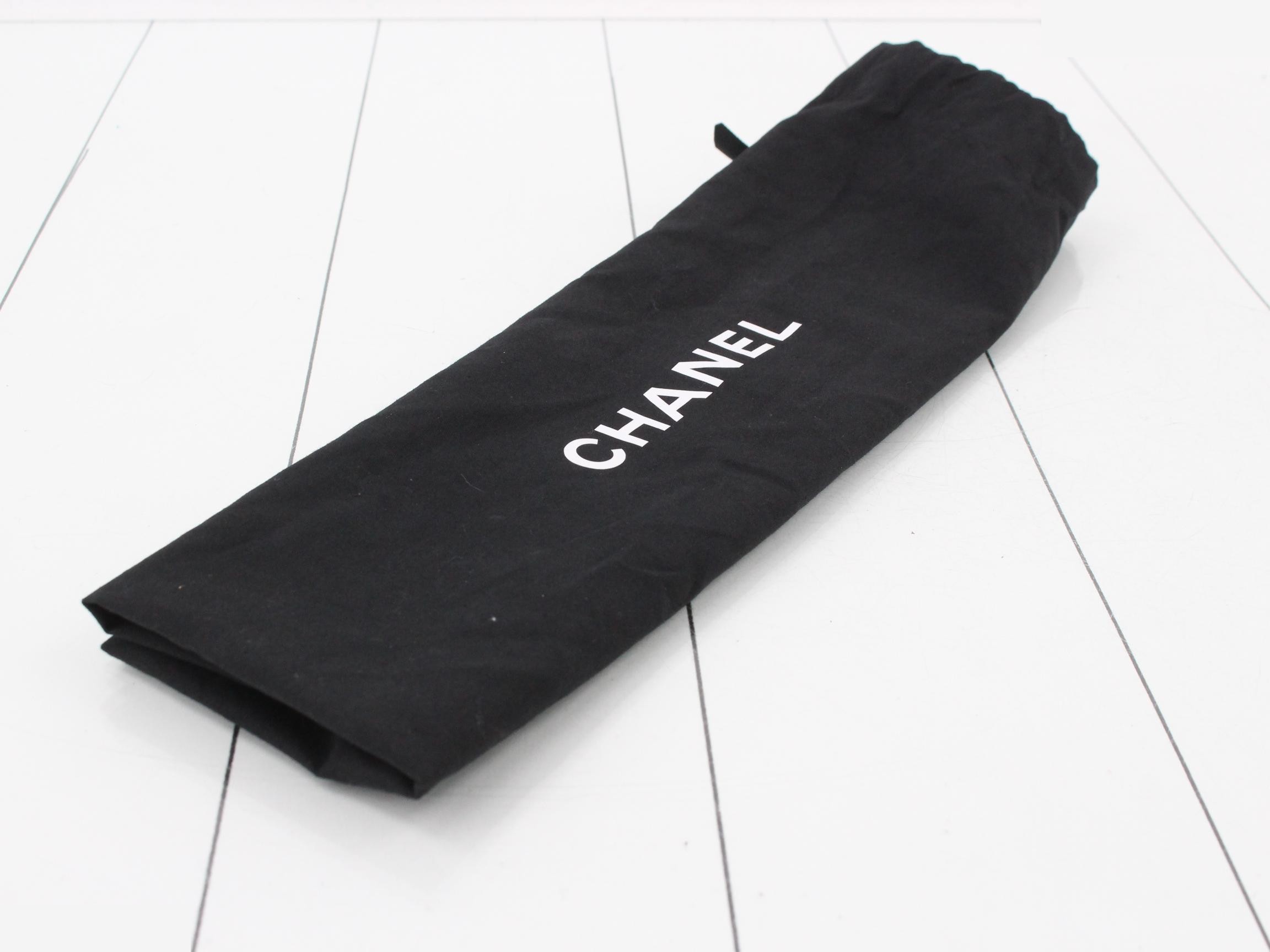 Lambskin V-stitch chain shoulder bag — view 7