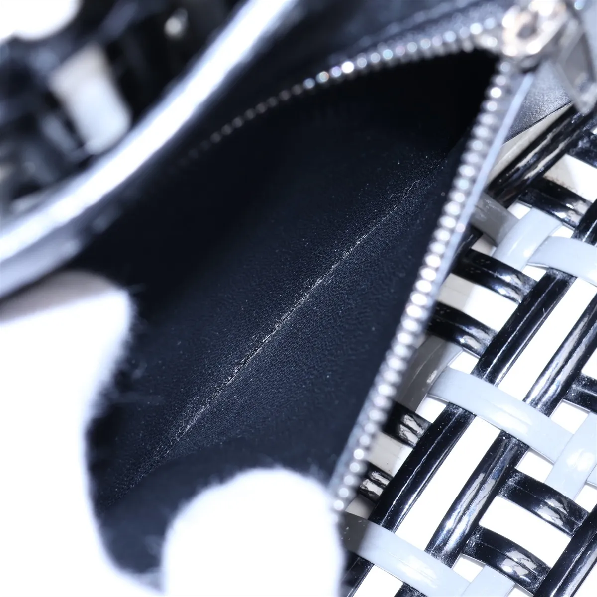 Bistro Basket Bag XS Patent Leather 2-Way Handbag Black x White 671342 — view 9