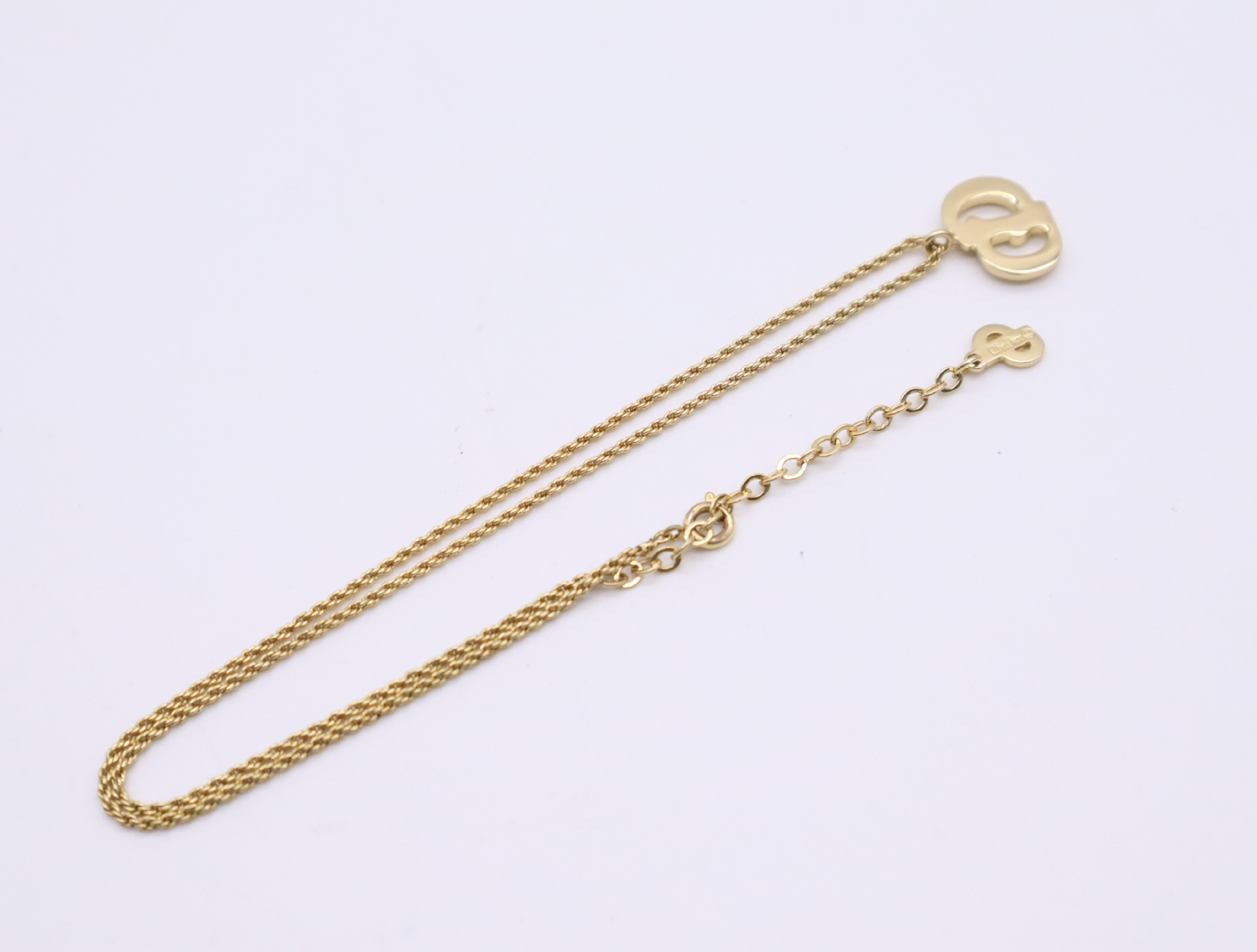 GPCD logo twist chain necklace with box. — view 2