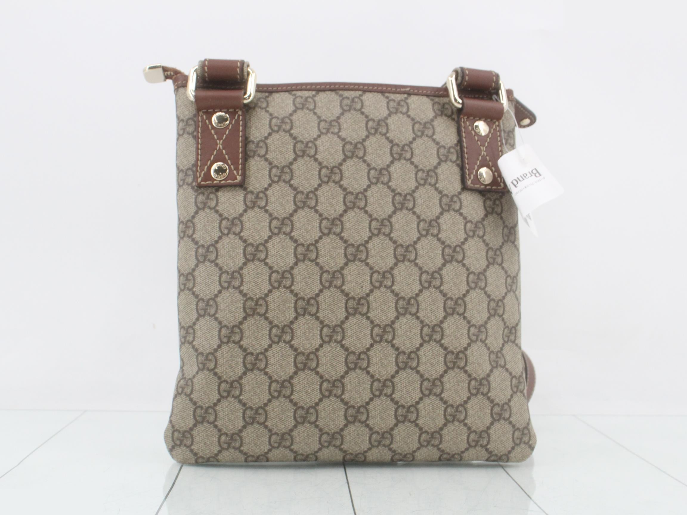 GG Supreme Shoulder Bag — view 2