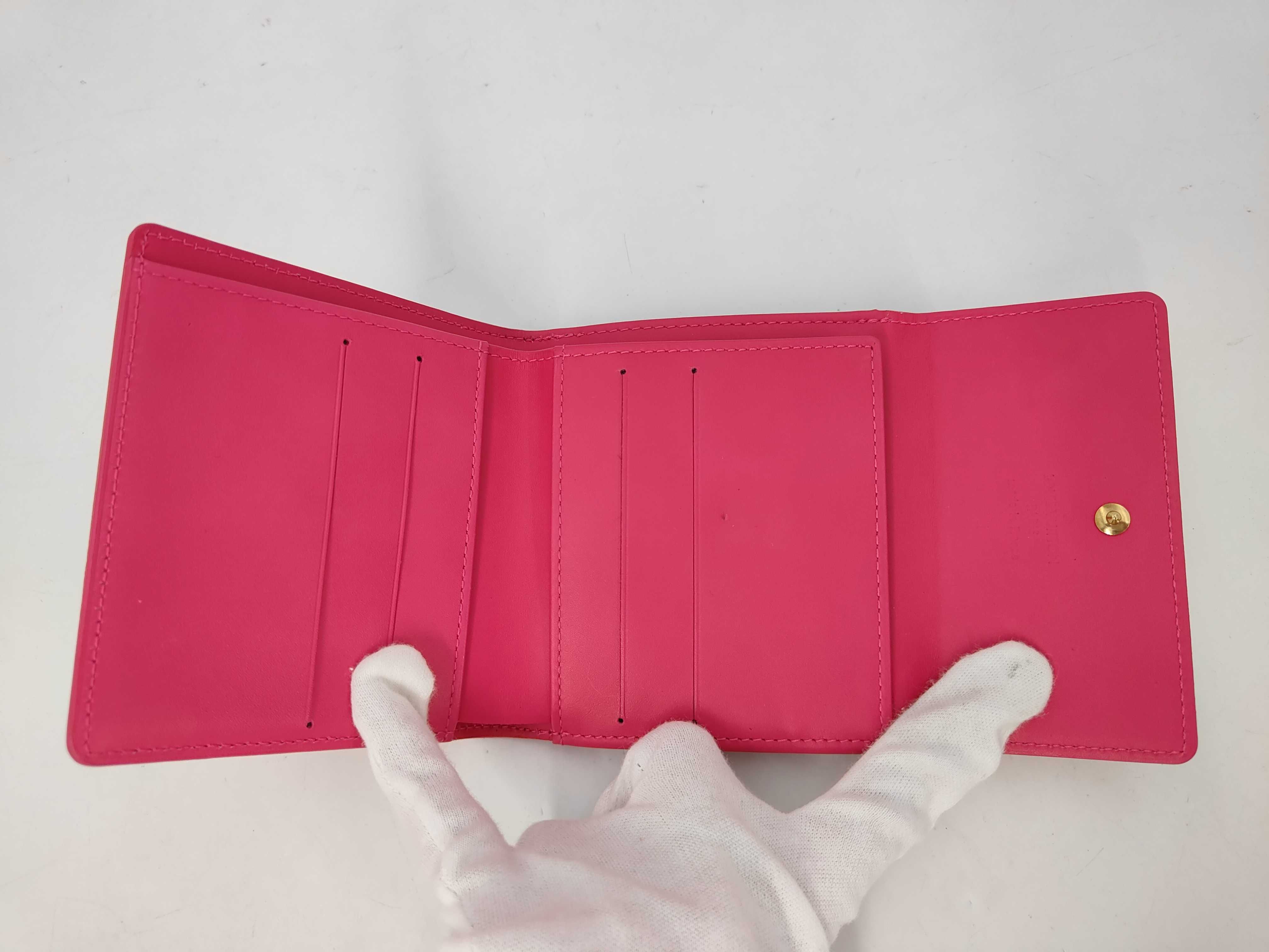 Vernis Louis Vuitton Vernis Portemonnaie Billet Carte Credit Fuchsia Pink TH1022 Wallet — view 6