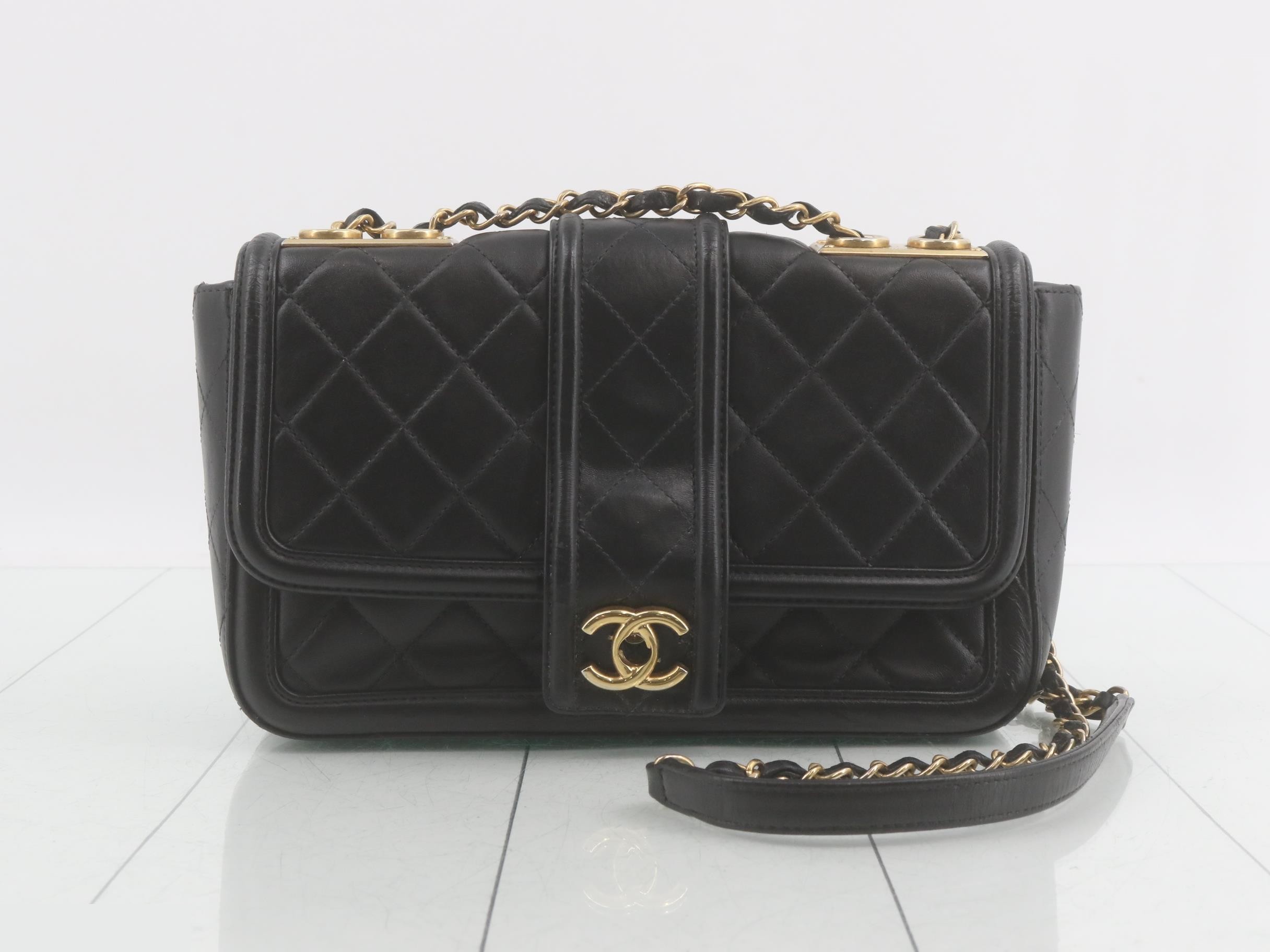 Matelassé (bag) - Shoulder bag