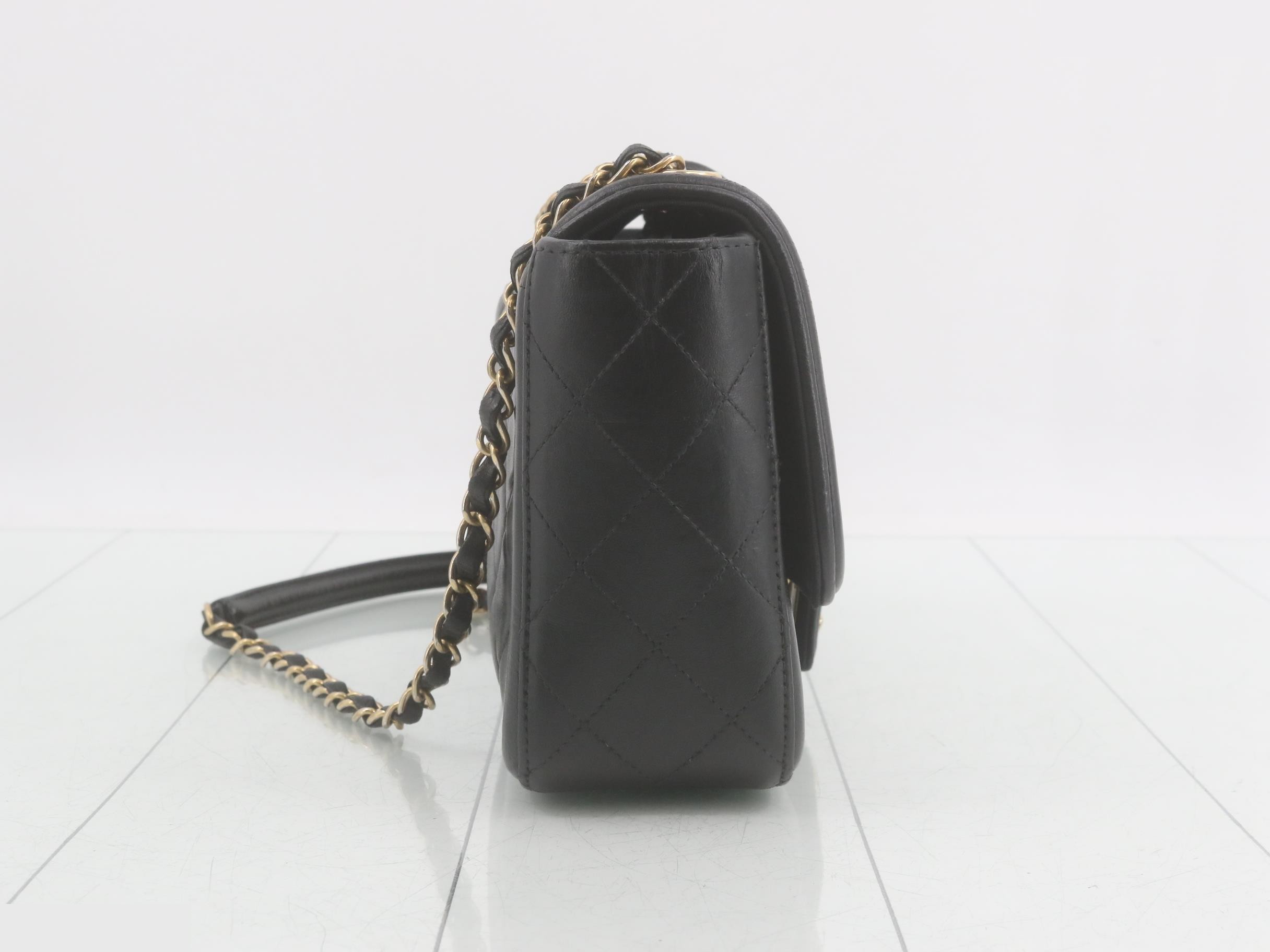 Matelassé (bag) - Shoulder bag — view 4