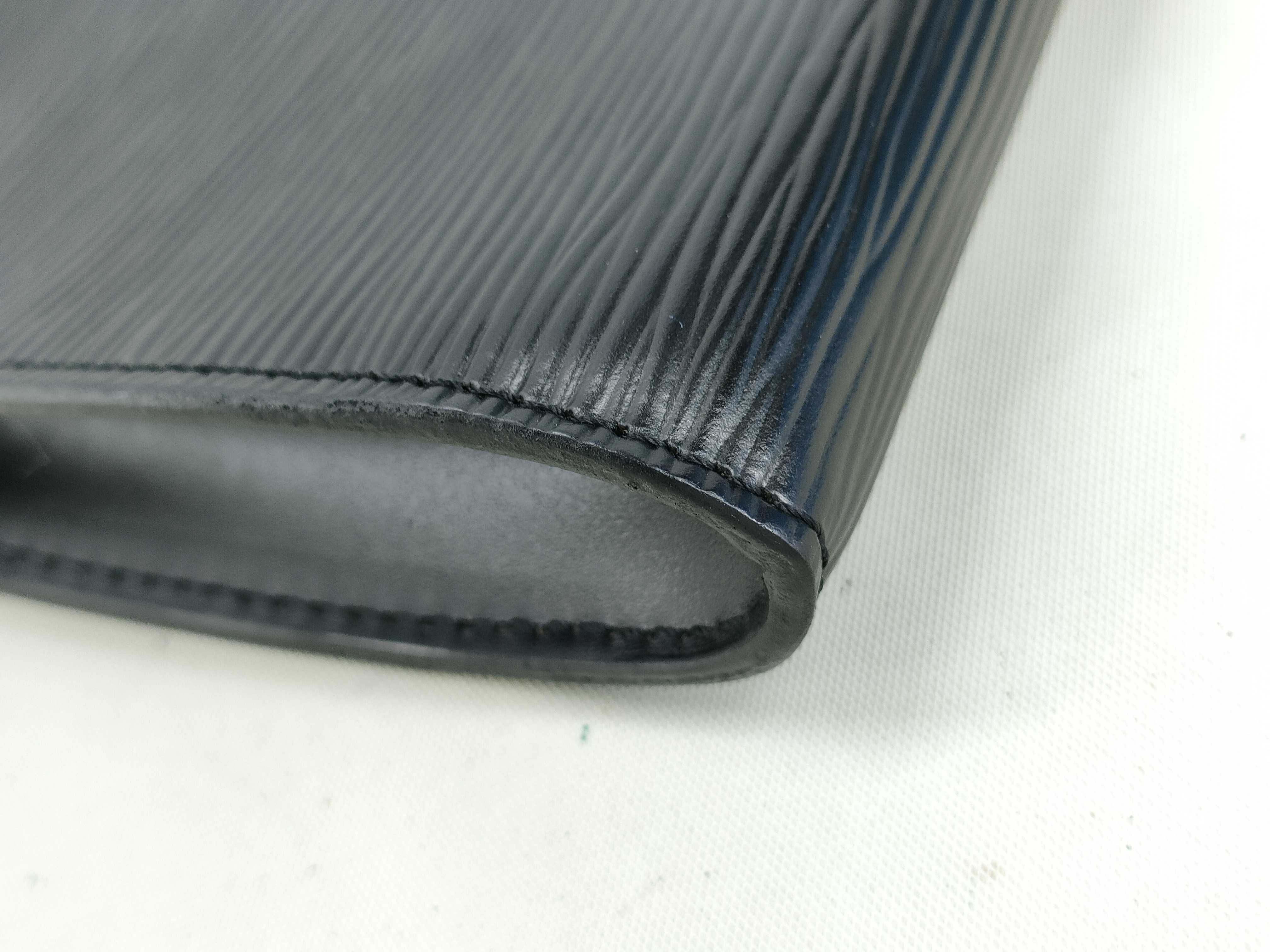 Epi Leather Pochette Accessoires Noir M52942 AR0999 Handbag — view 4