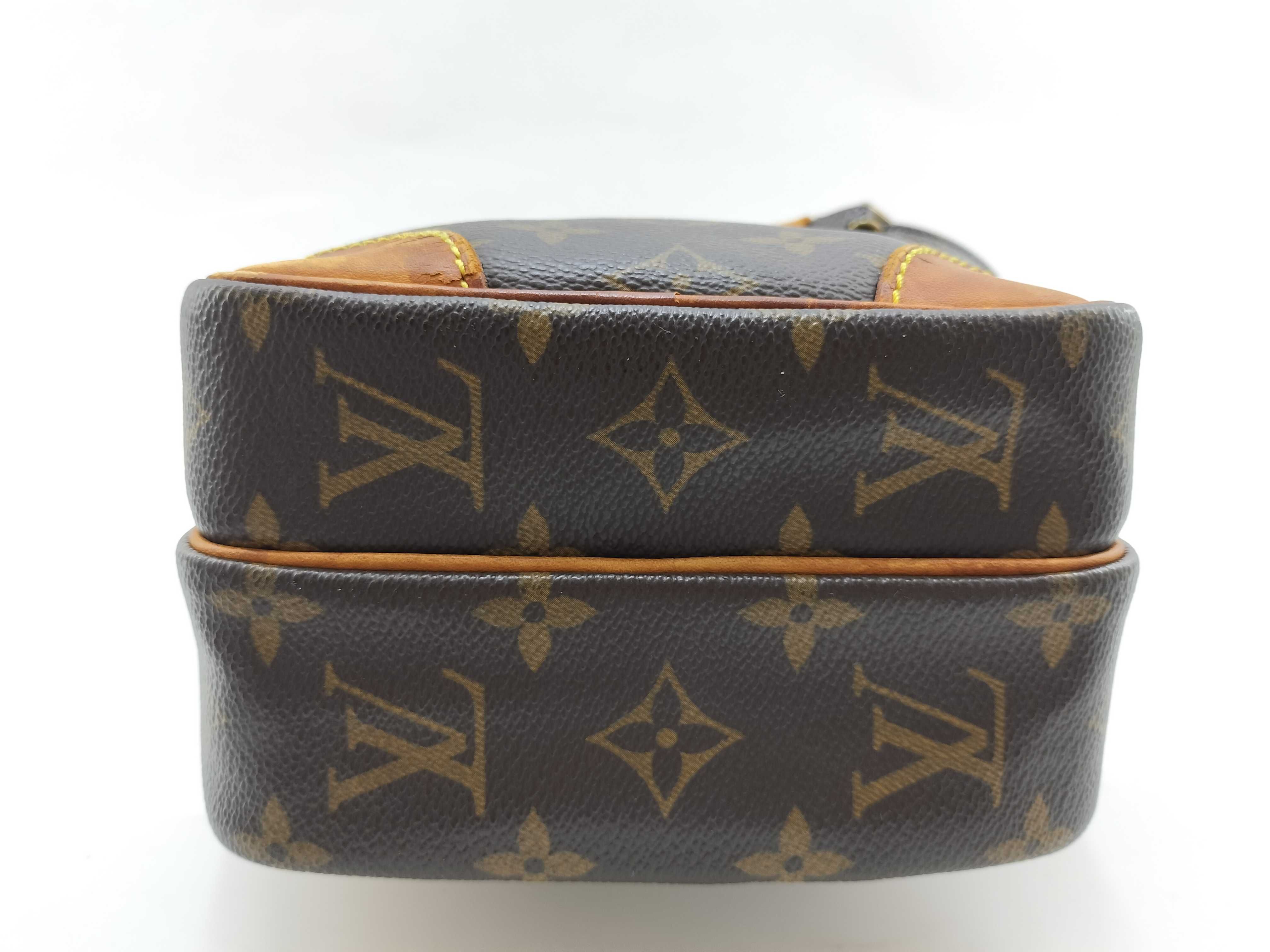 Monogram Amazon M45236 TH3044 Shoulder Bag — view 5