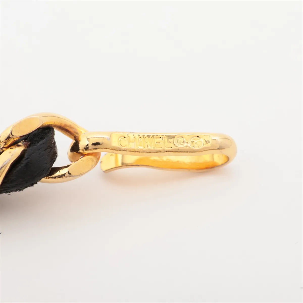 Coco Mark 1982 Chain Belt GP x Leather Black x Gold — view 5