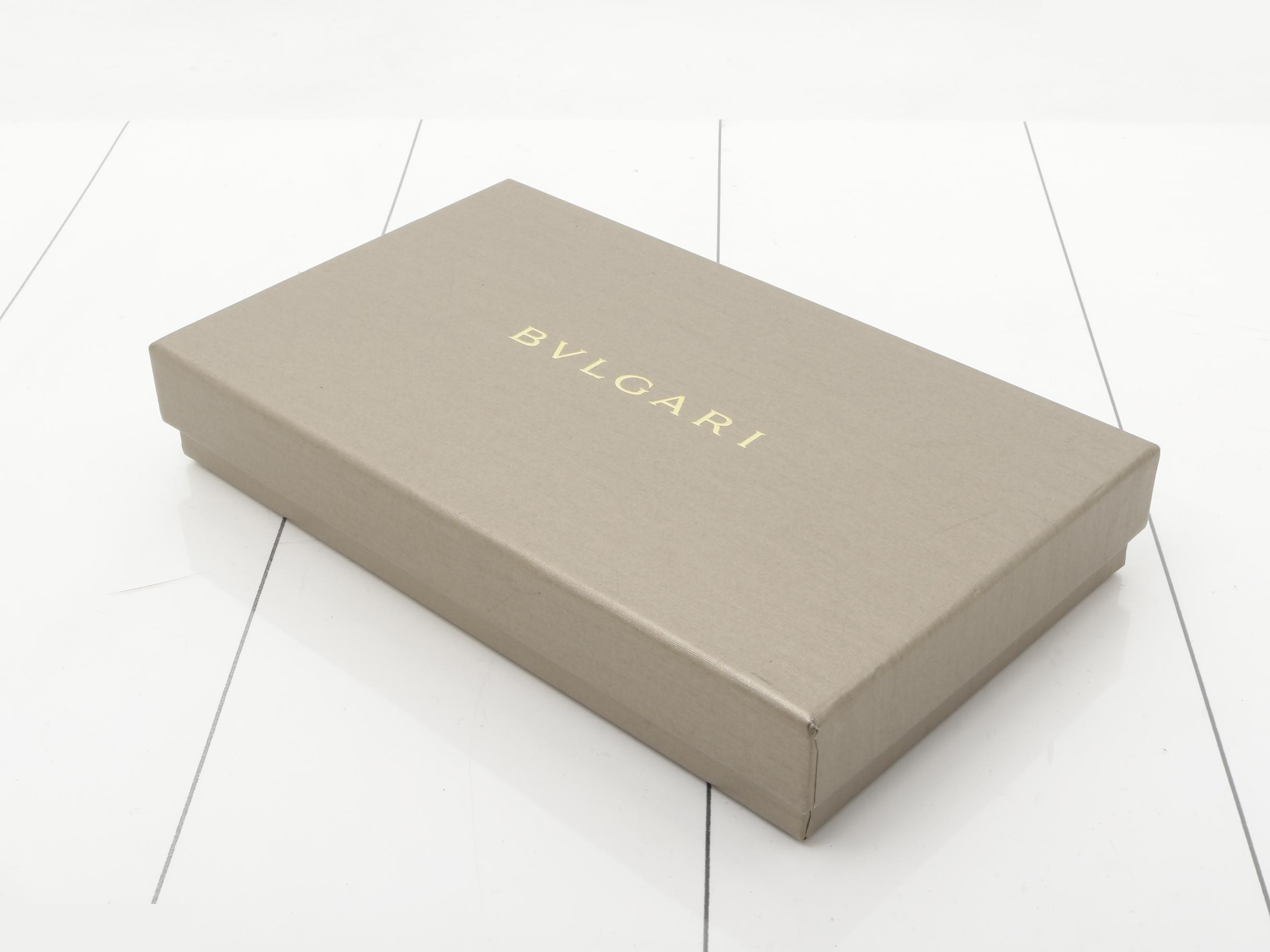 long wallet, billfold — view 5