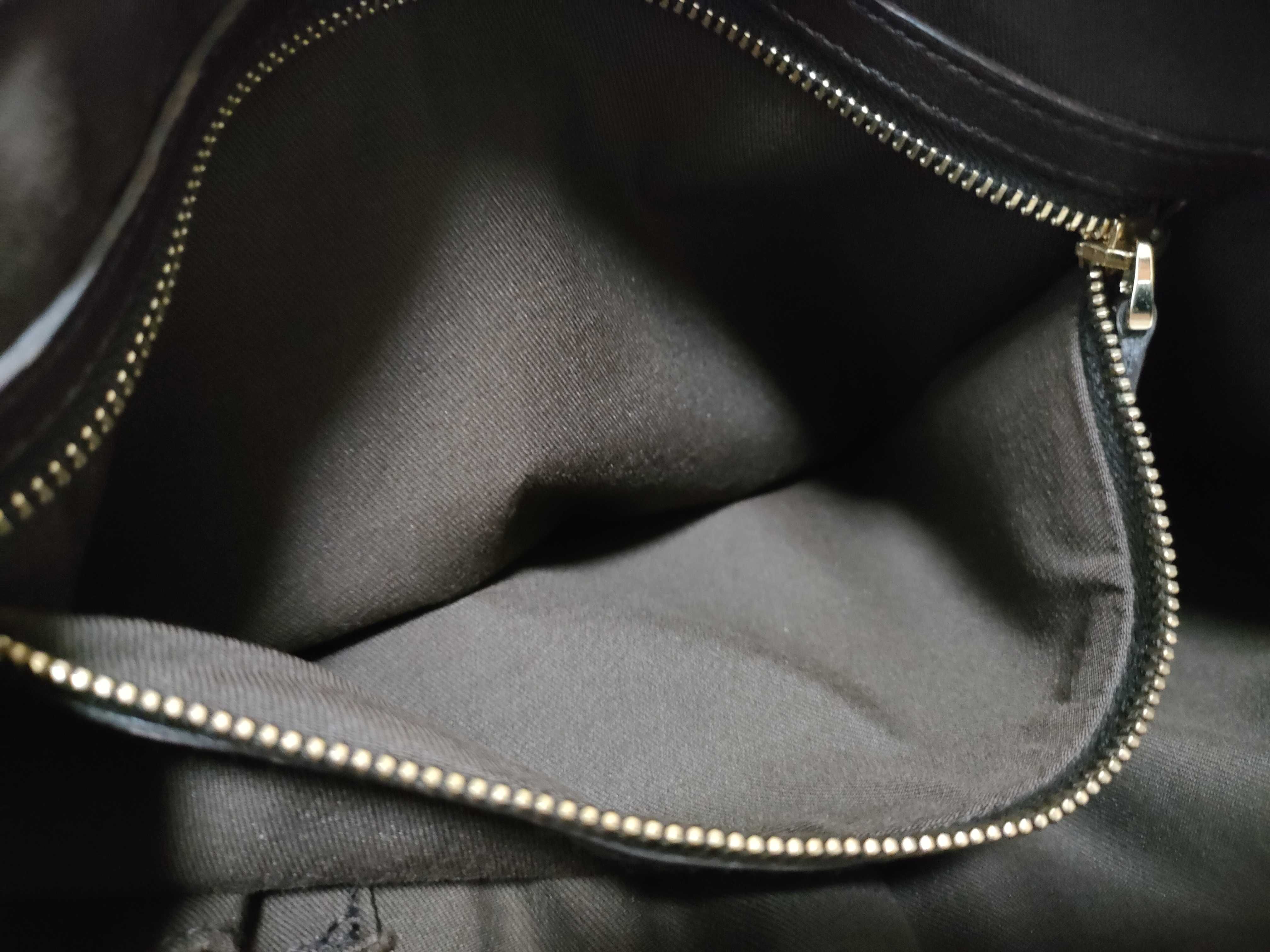 GG Canvas 203503 One Shoulder Charlotte Shoulder Bag — view 11