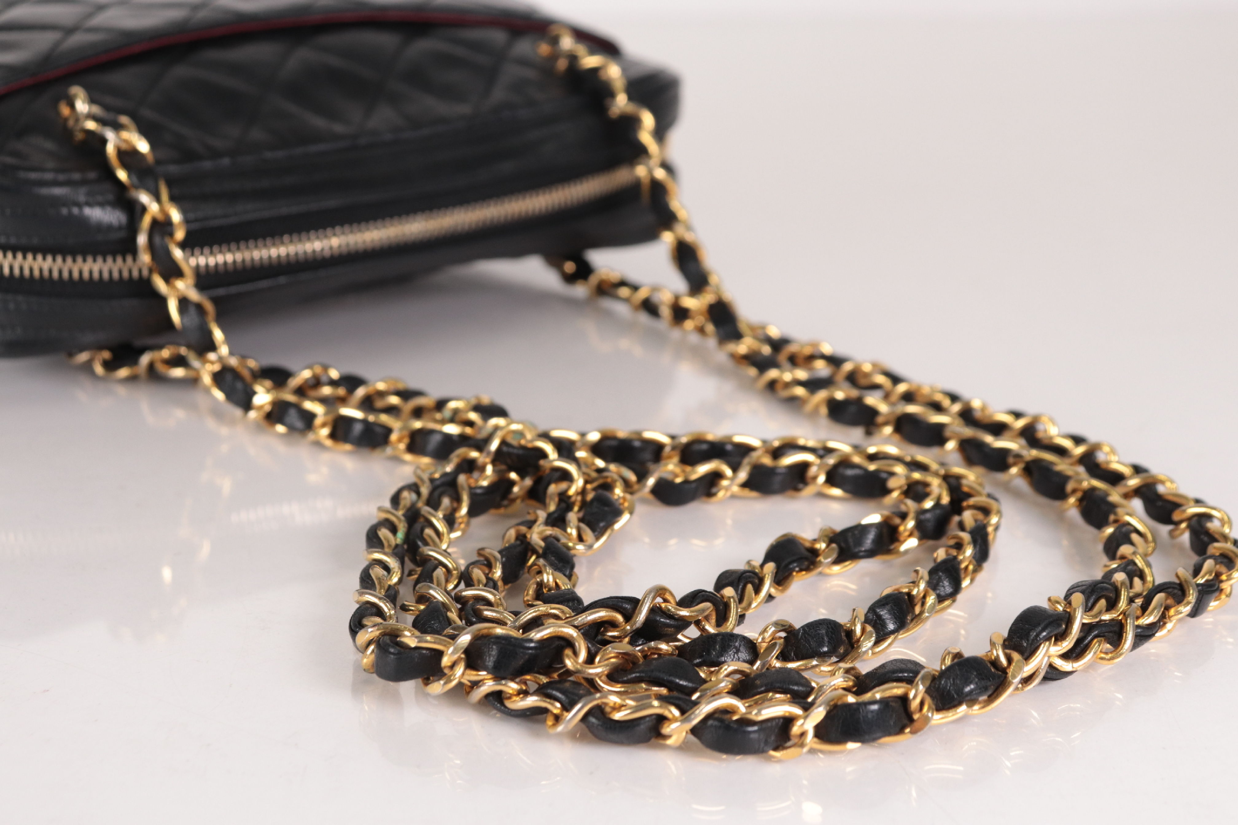 Lambskin Chain Shoulder Bag (Series 1) — view 7