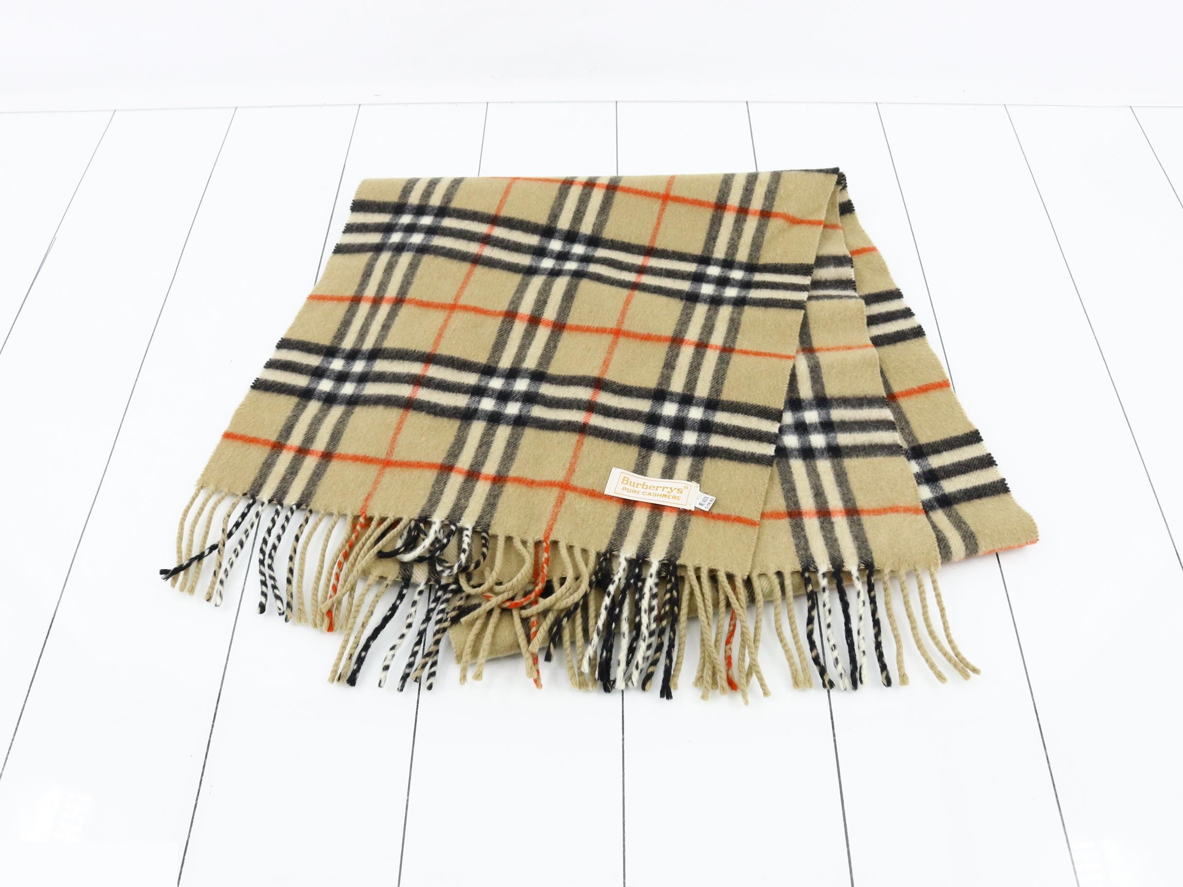 Other lines: Small items, accessories, and scarves — view 2