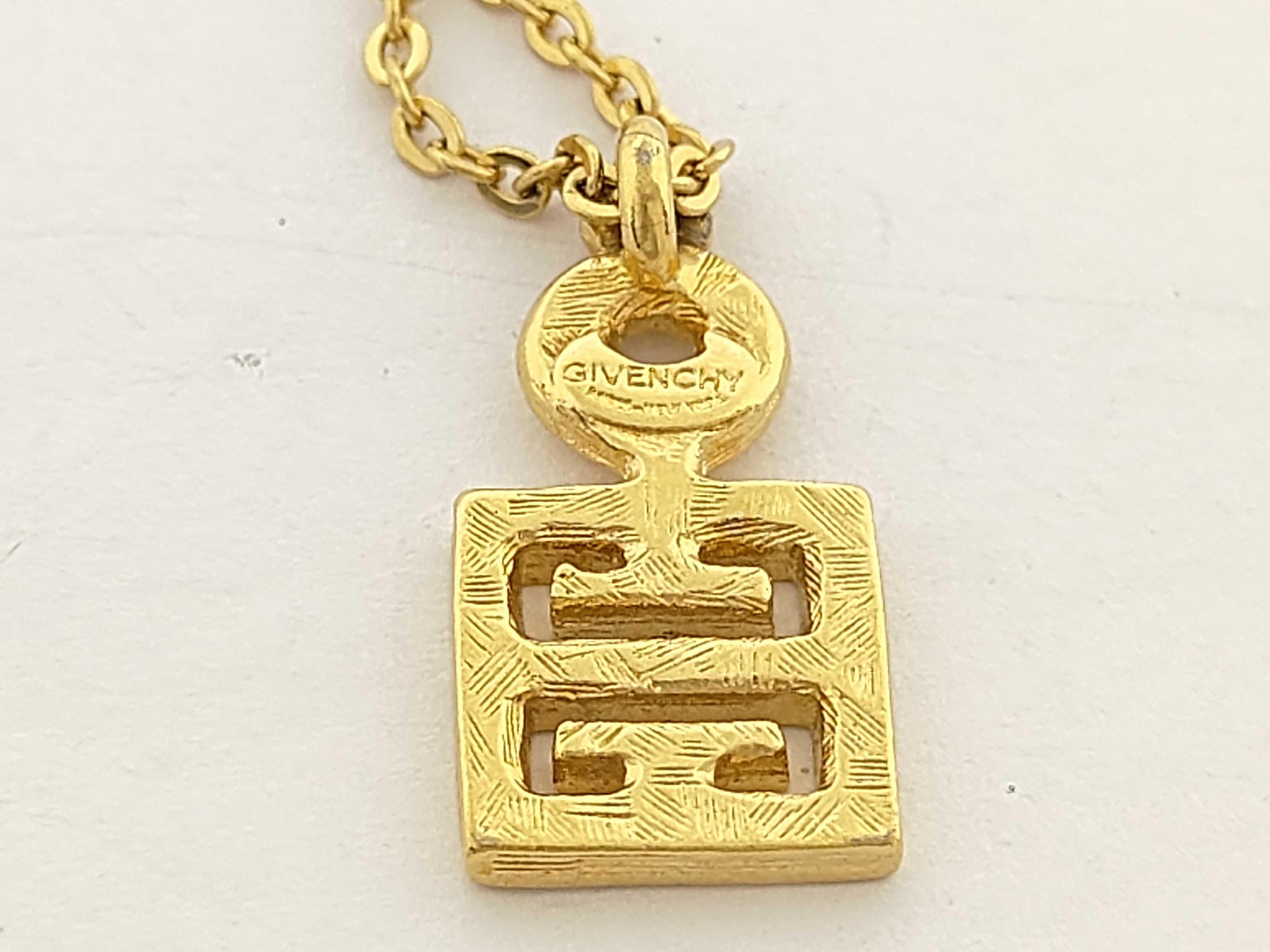 Necklace — view 2