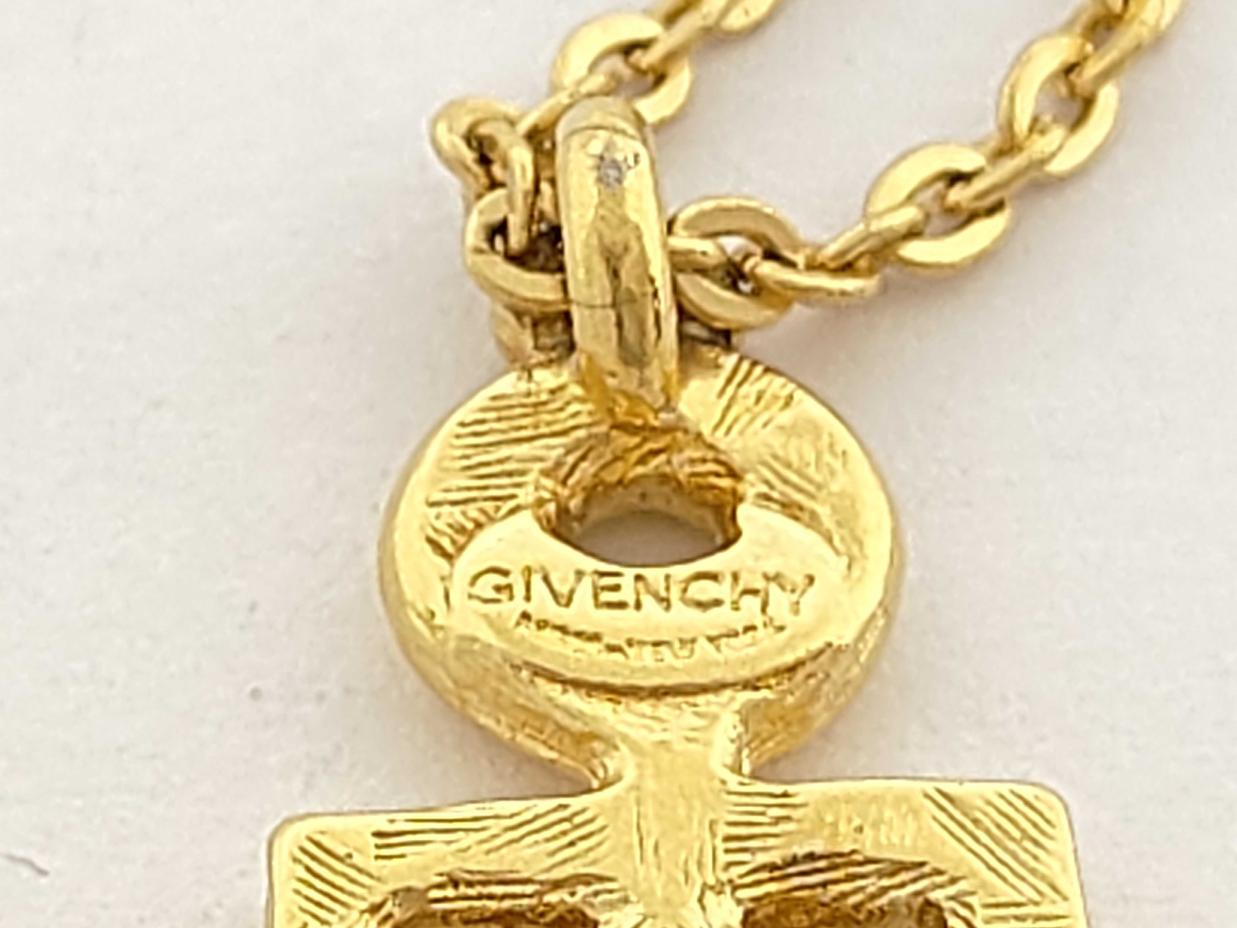 Necklace — view 3
