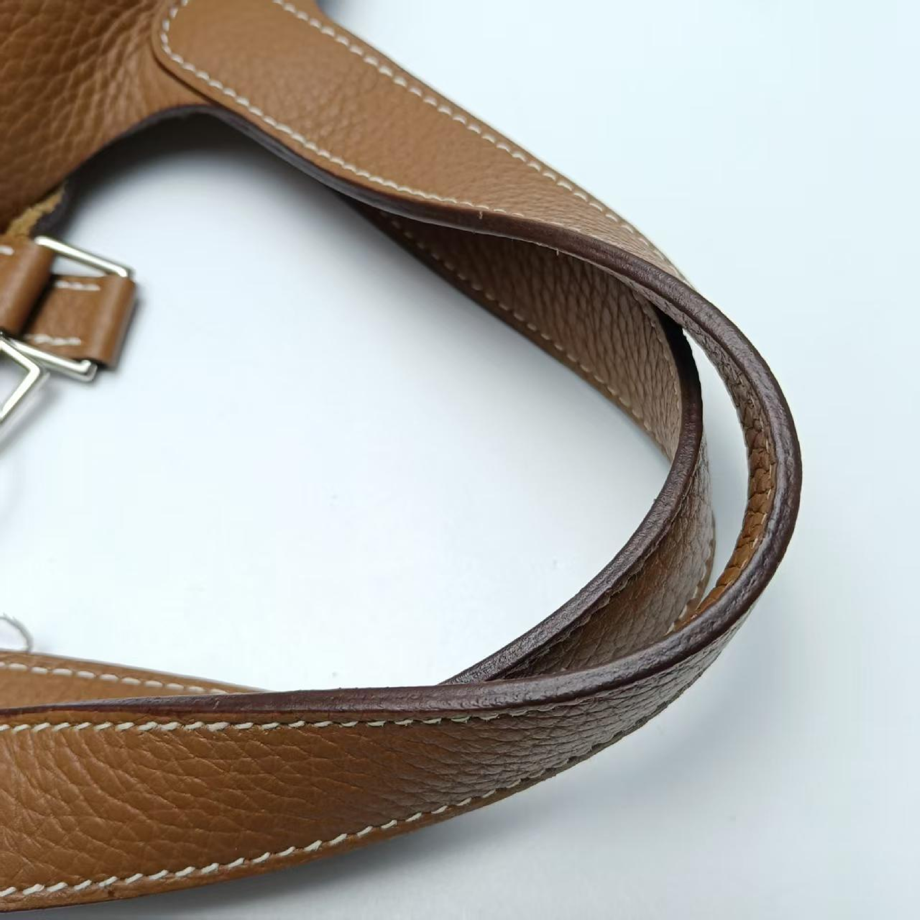 Picotan Cowhide Handbag Z-engraved Handbag — view 12