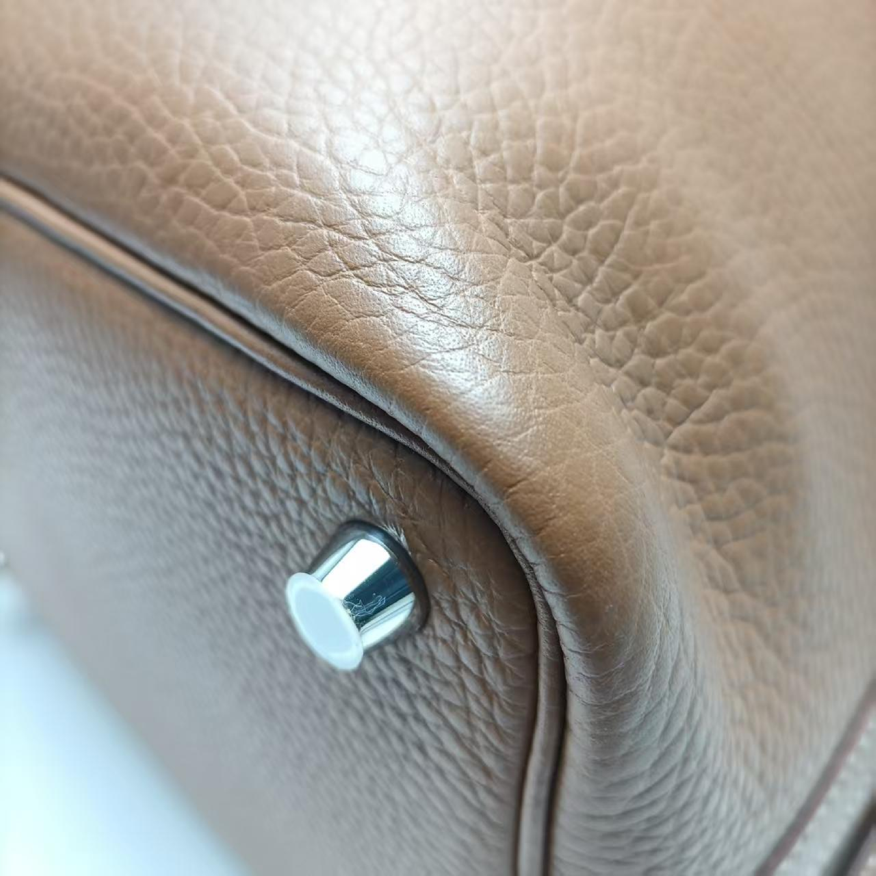 Picotan Cowhide Handbag Z-engraved Handbag — view 7