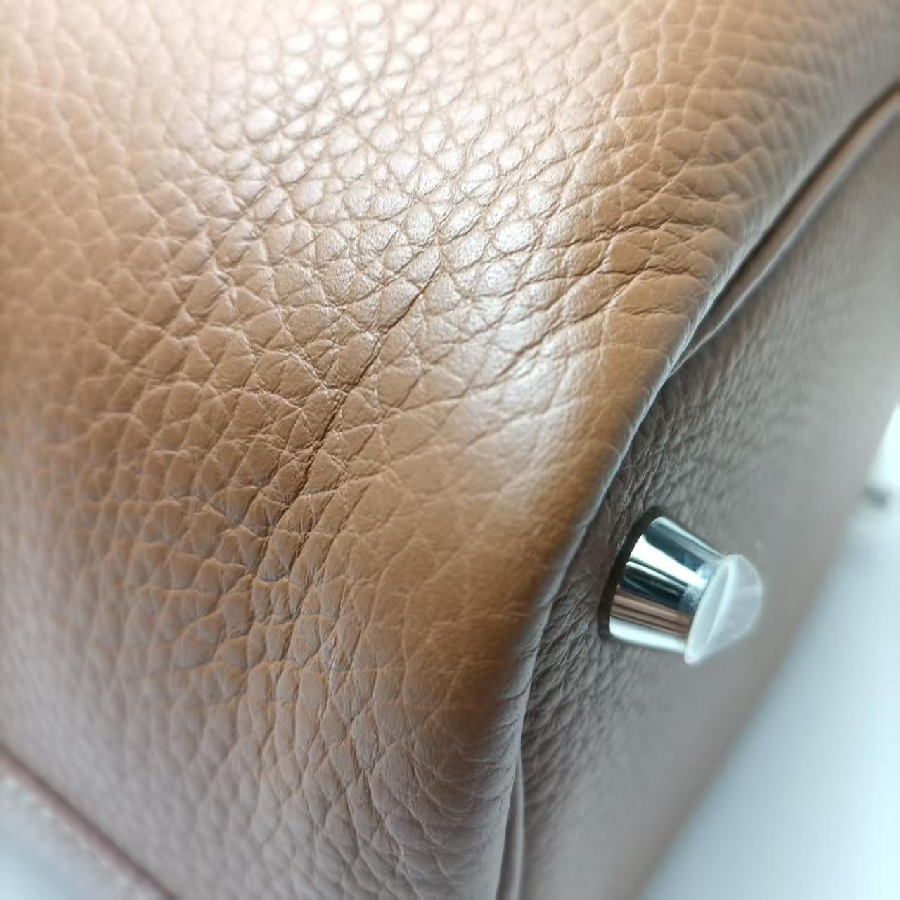 Picotan Cowhide Handbag Z-engraved Handbag — view 8