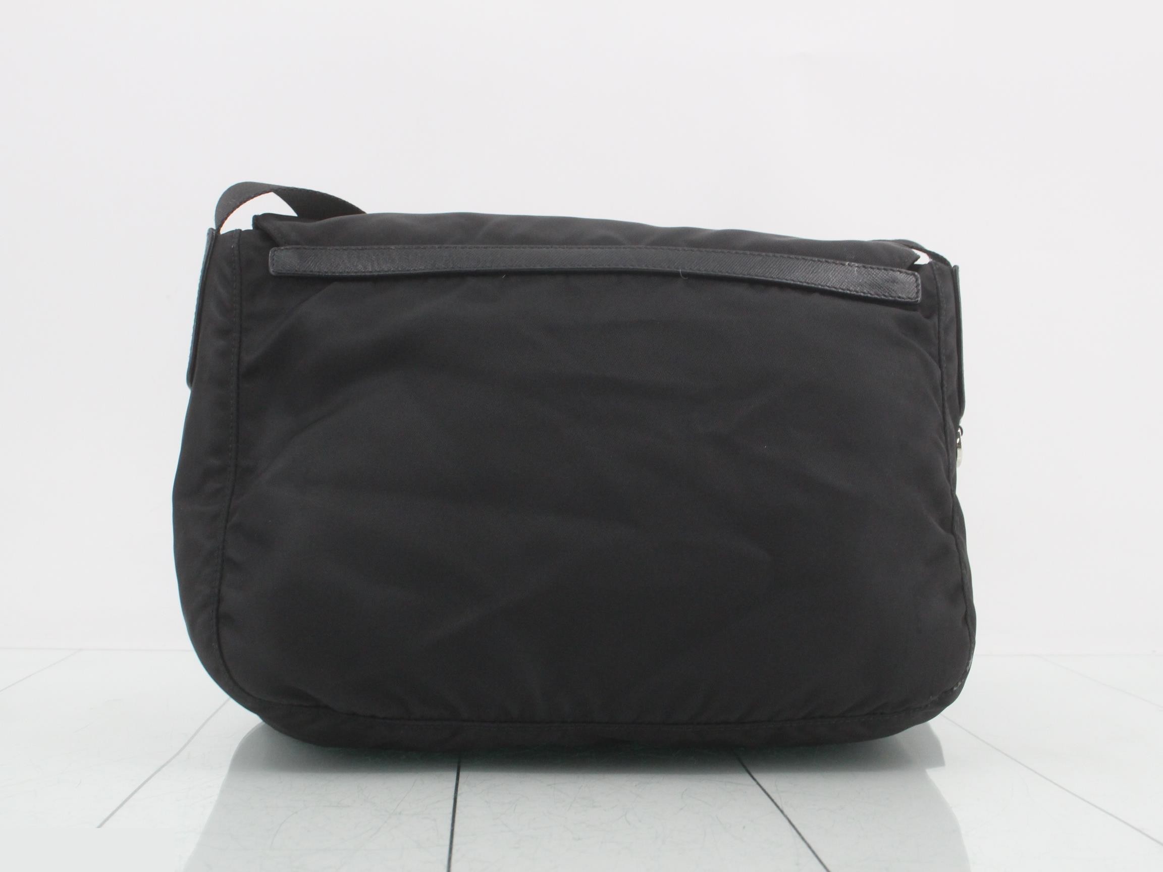 Other lines: Bags/Shoulder bags, Nylon, Black — view 2