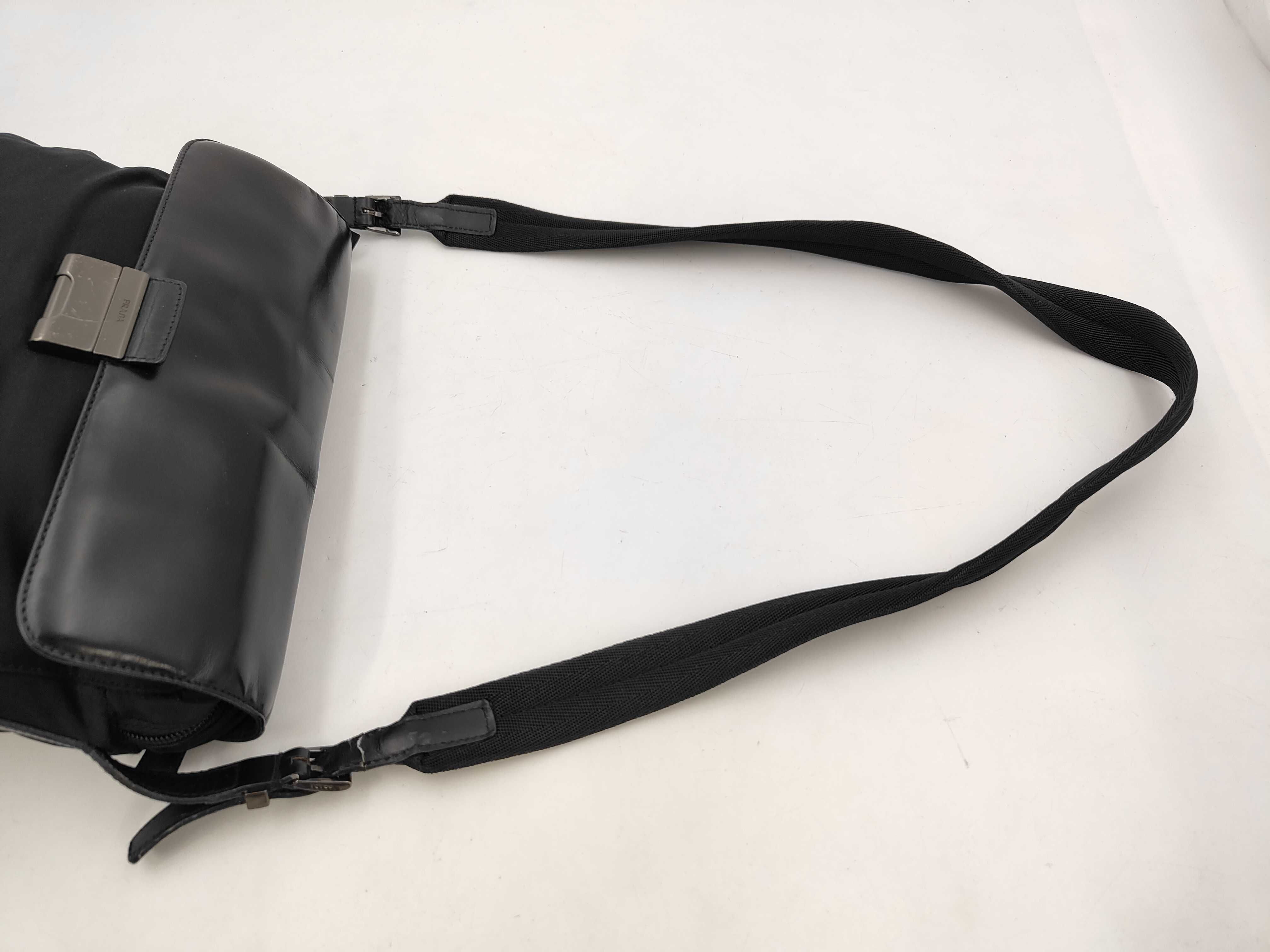 Nylon Leather Flap Logo Bracket Push-Lock Shoulder Bag Silver Bracket Black Shoulder Bag — view 5
