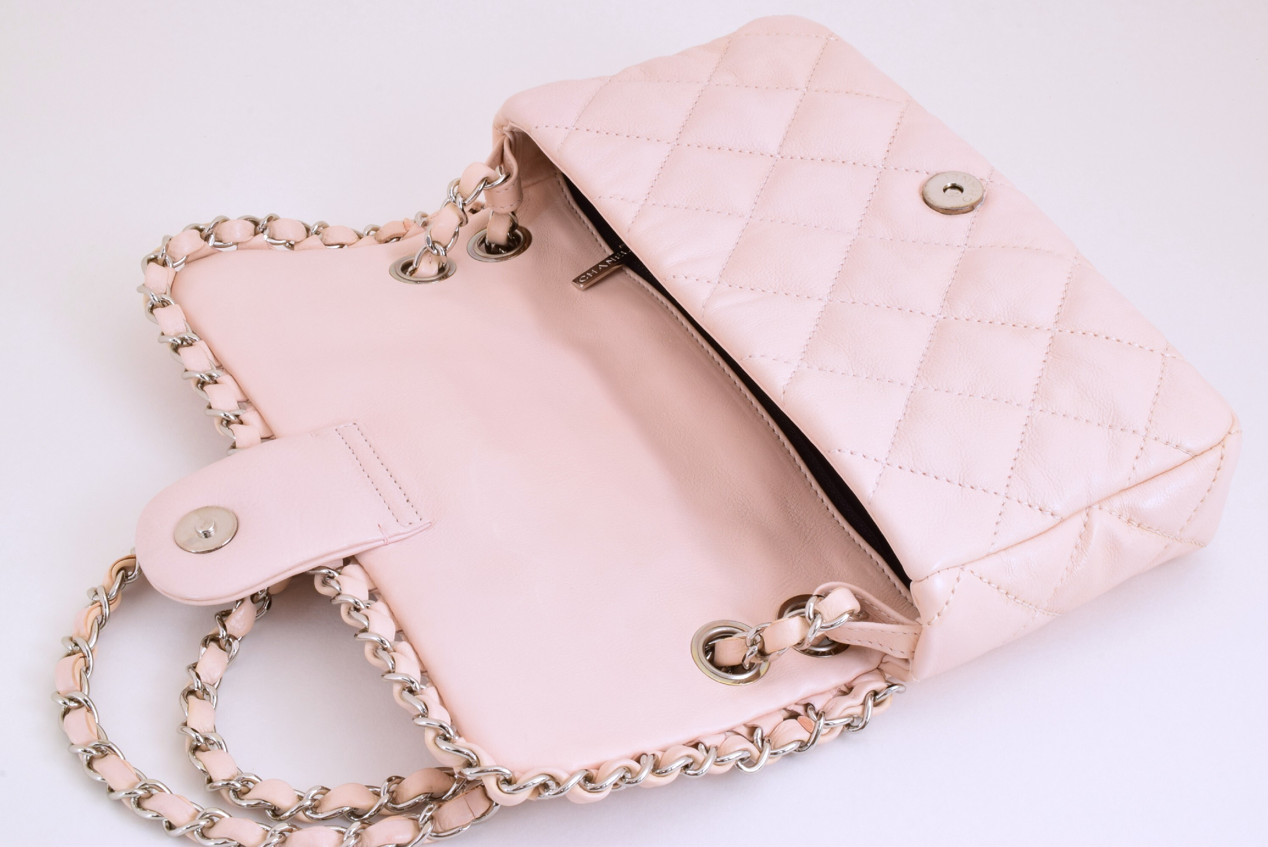 Matelassé Chain Shoulder Bag, Pink, Silver Hardware — view 10