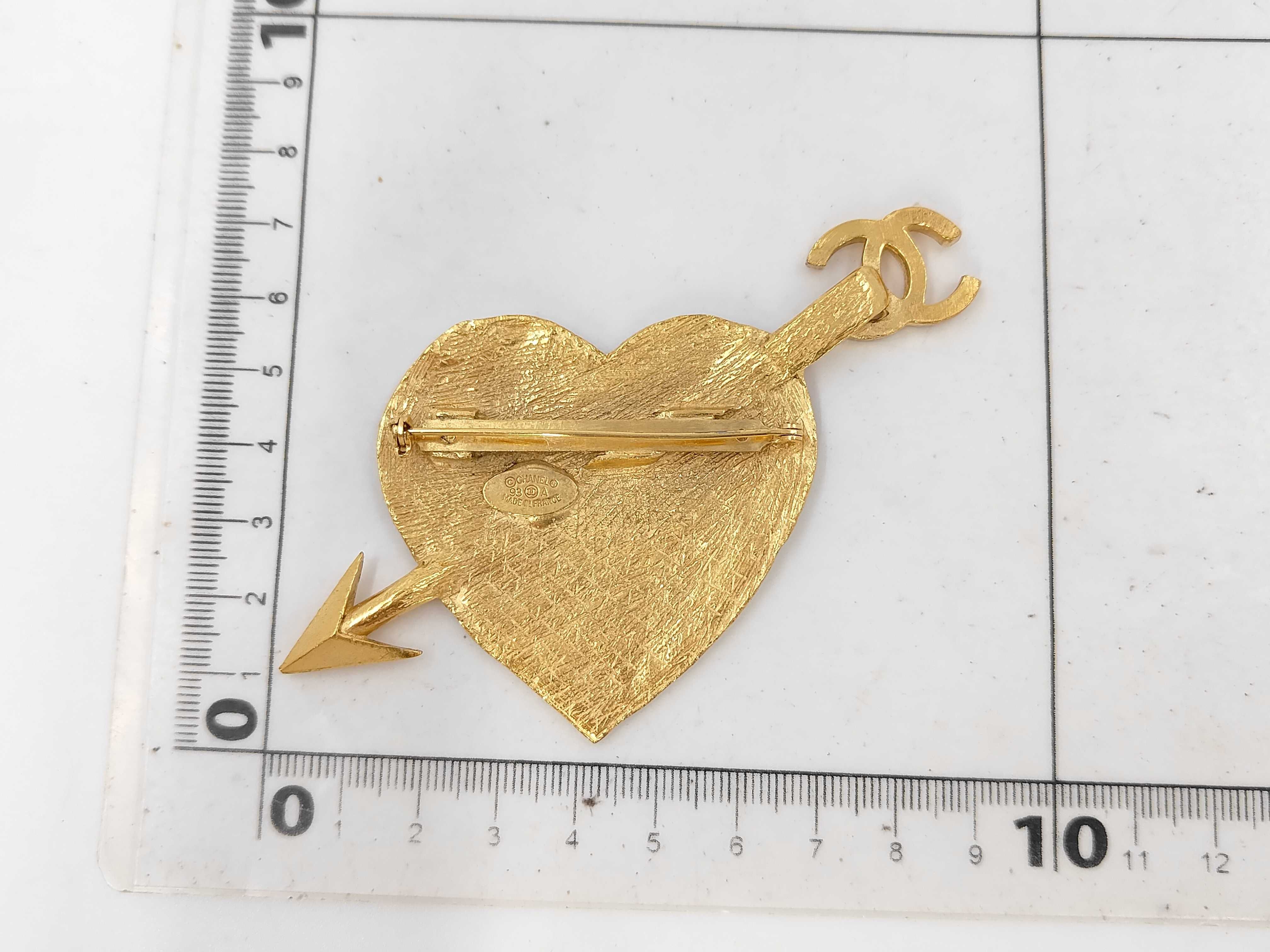 Coco Mark Heart Arrow Brooch — view 2