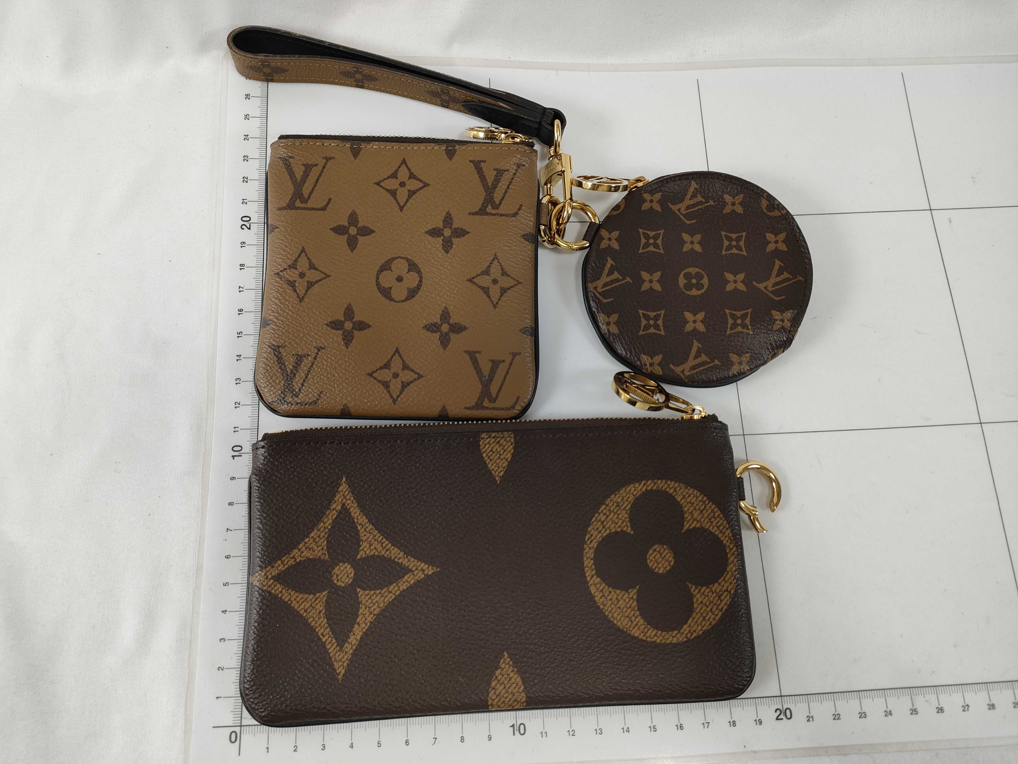 Monogram Louis Vuitton Pochette Trio Pouch Monogram Giant Pouch — view 2