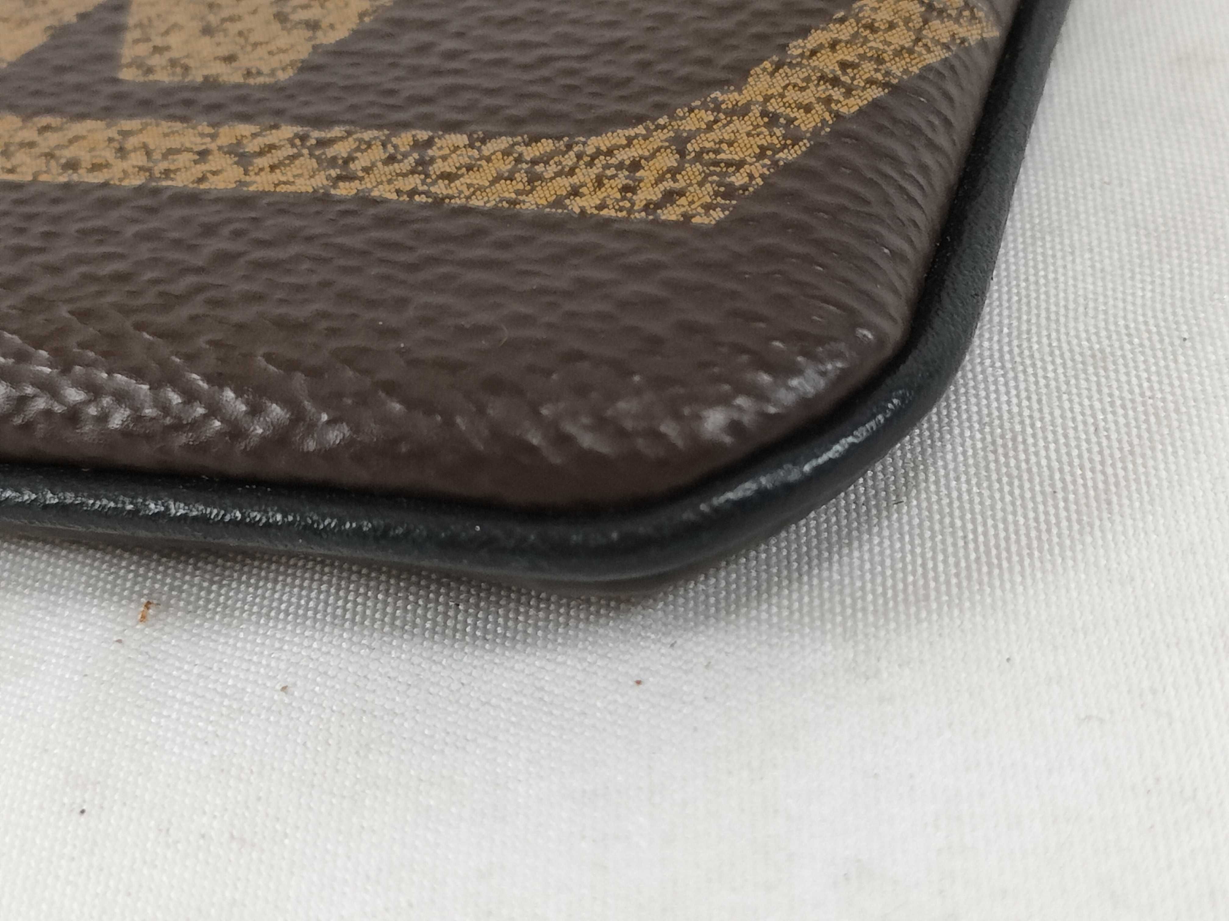 Monogram Louis Vuitton Pochette Trio Pouch Monogram Giant Pouch — view 4