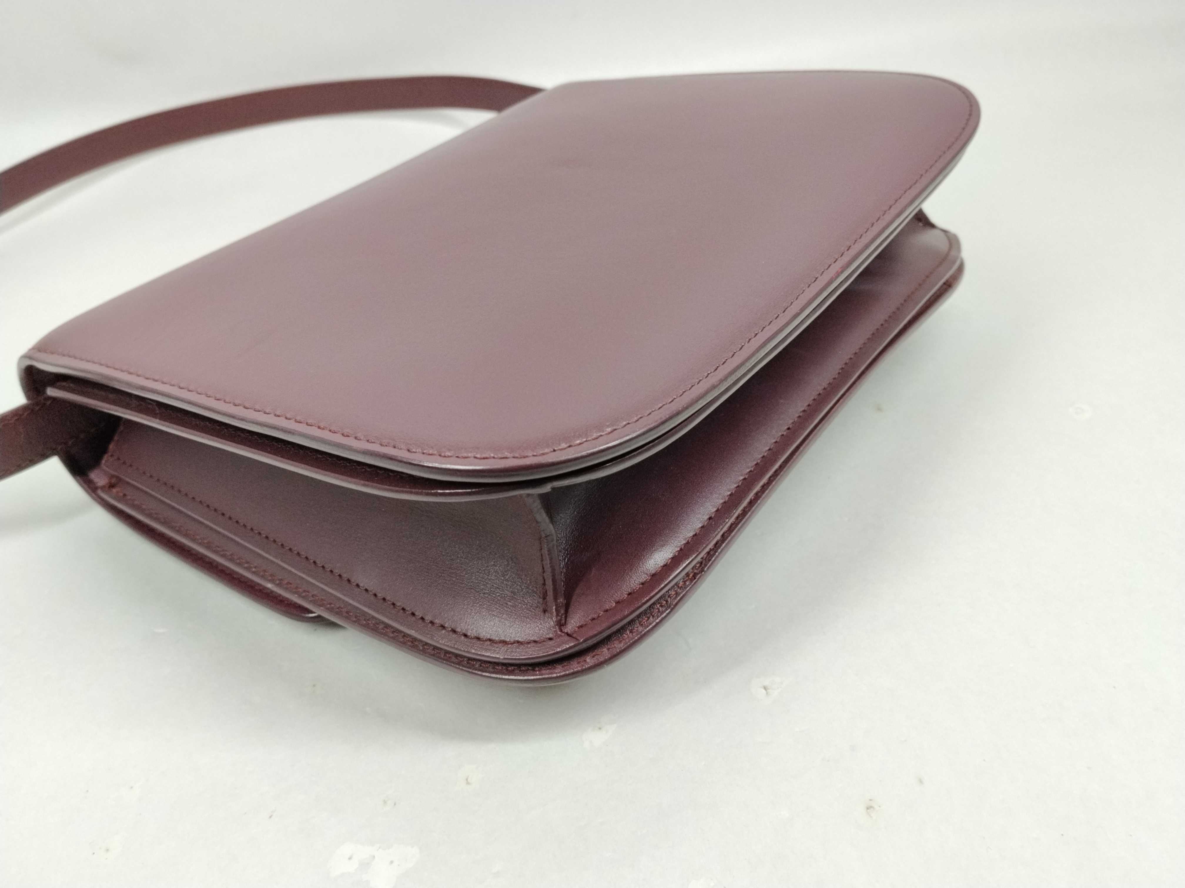 Classic Box Red Cowhide Leather Shoulder Bag — view 4