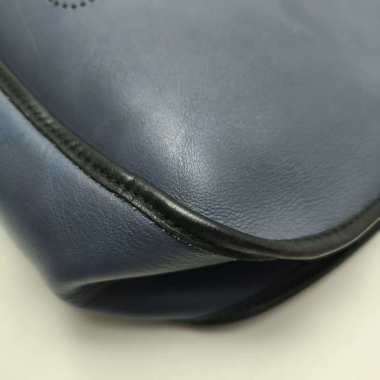 【*Shipped from: China*】LOEWE Leather Shoulder Bag — view 4