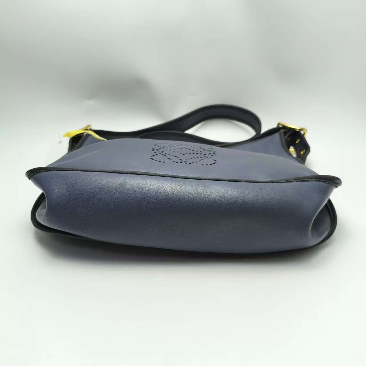 【*Shipped from: China*】LOEWE Leather Shoulder Bag — view 6
