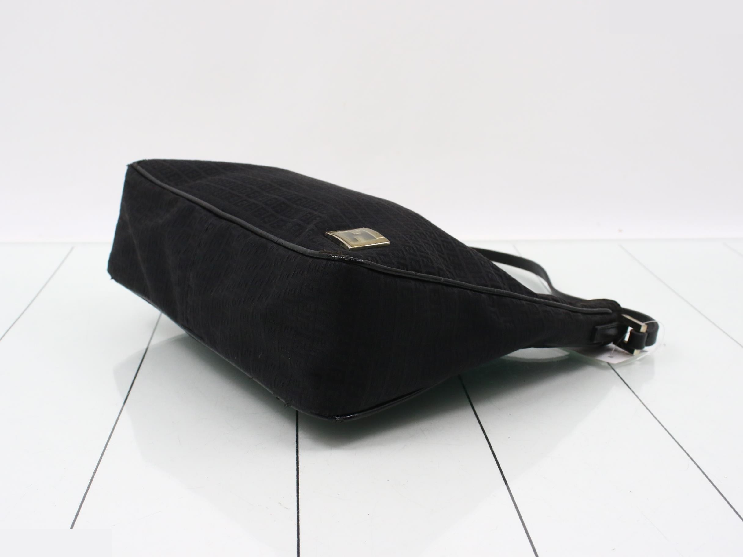 Zucchino (Bag) - Shoulder Bag — view 6