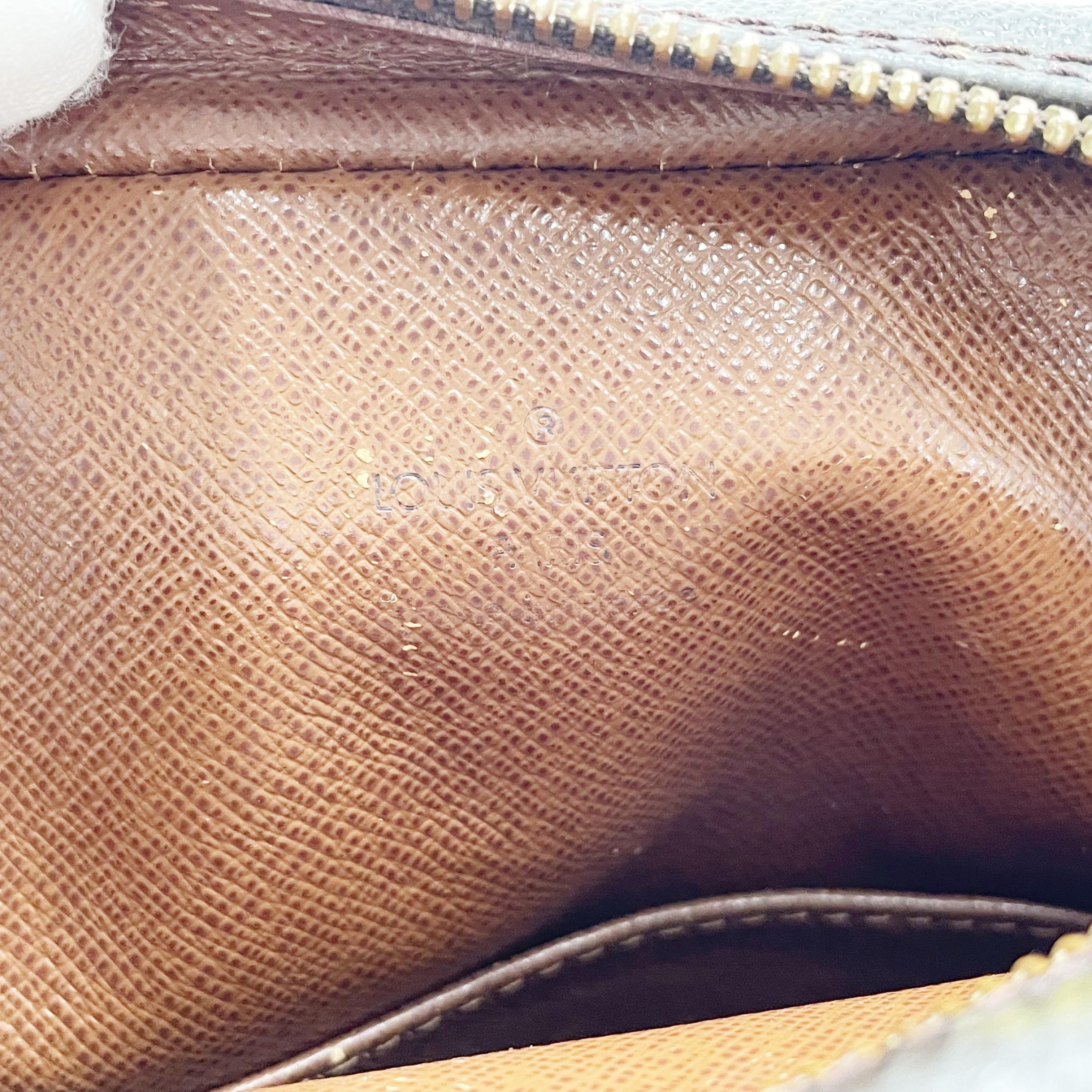 Amazon M45236 Monogram Shoulder Bag — view 11