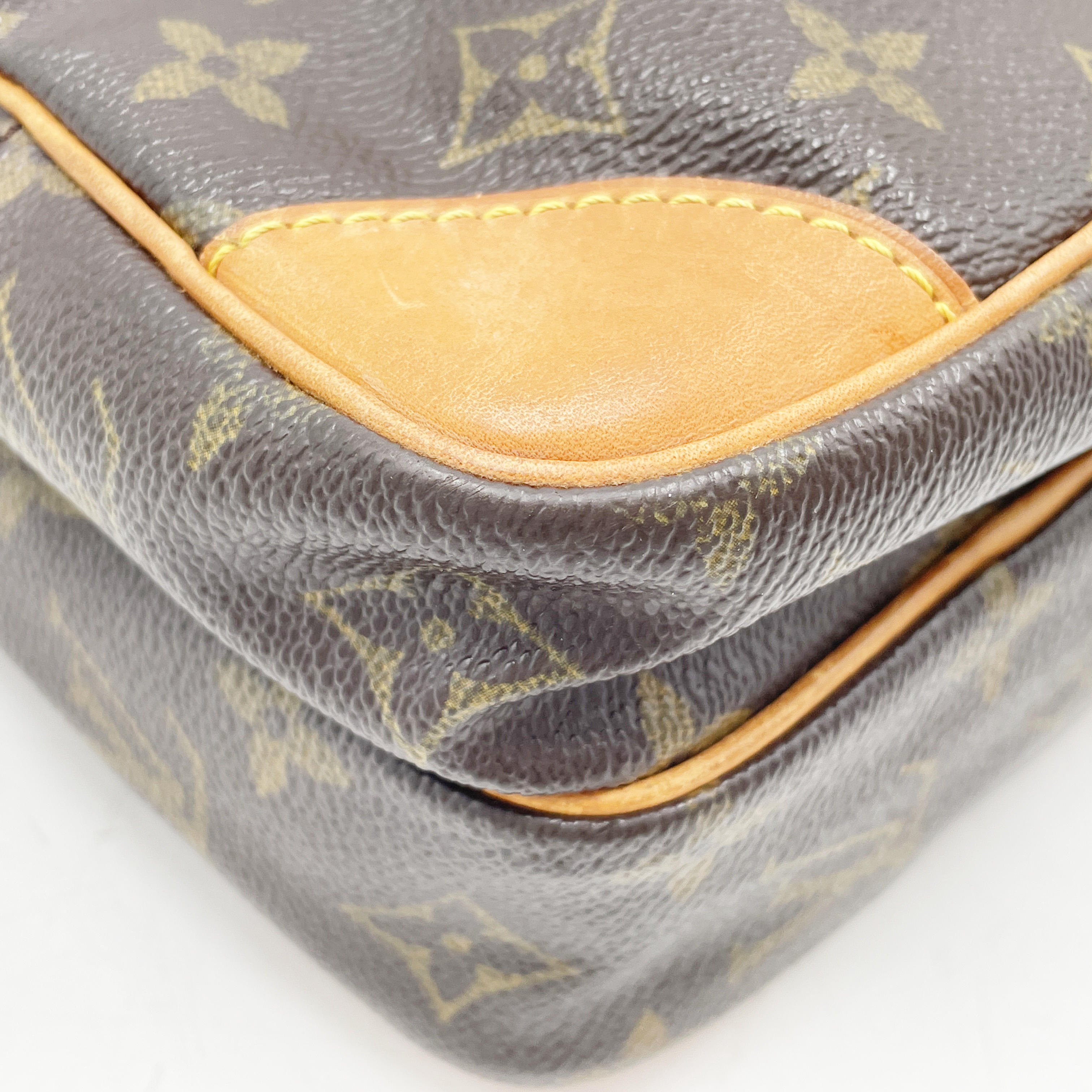 Amazon M45236 Monogram Shoulder Bag — view 4