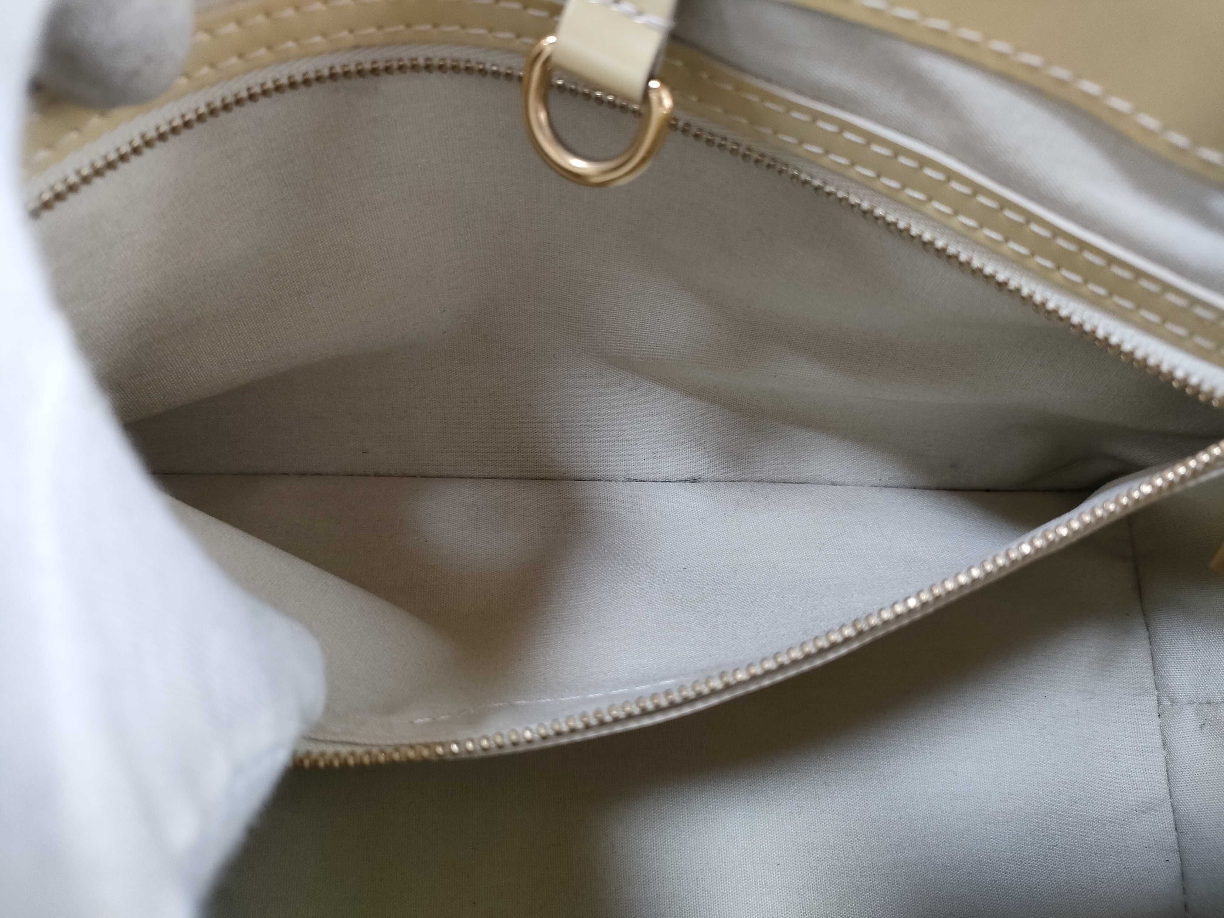 Vernis M91452 Wilshire PM Broncorail Handbag — view 11