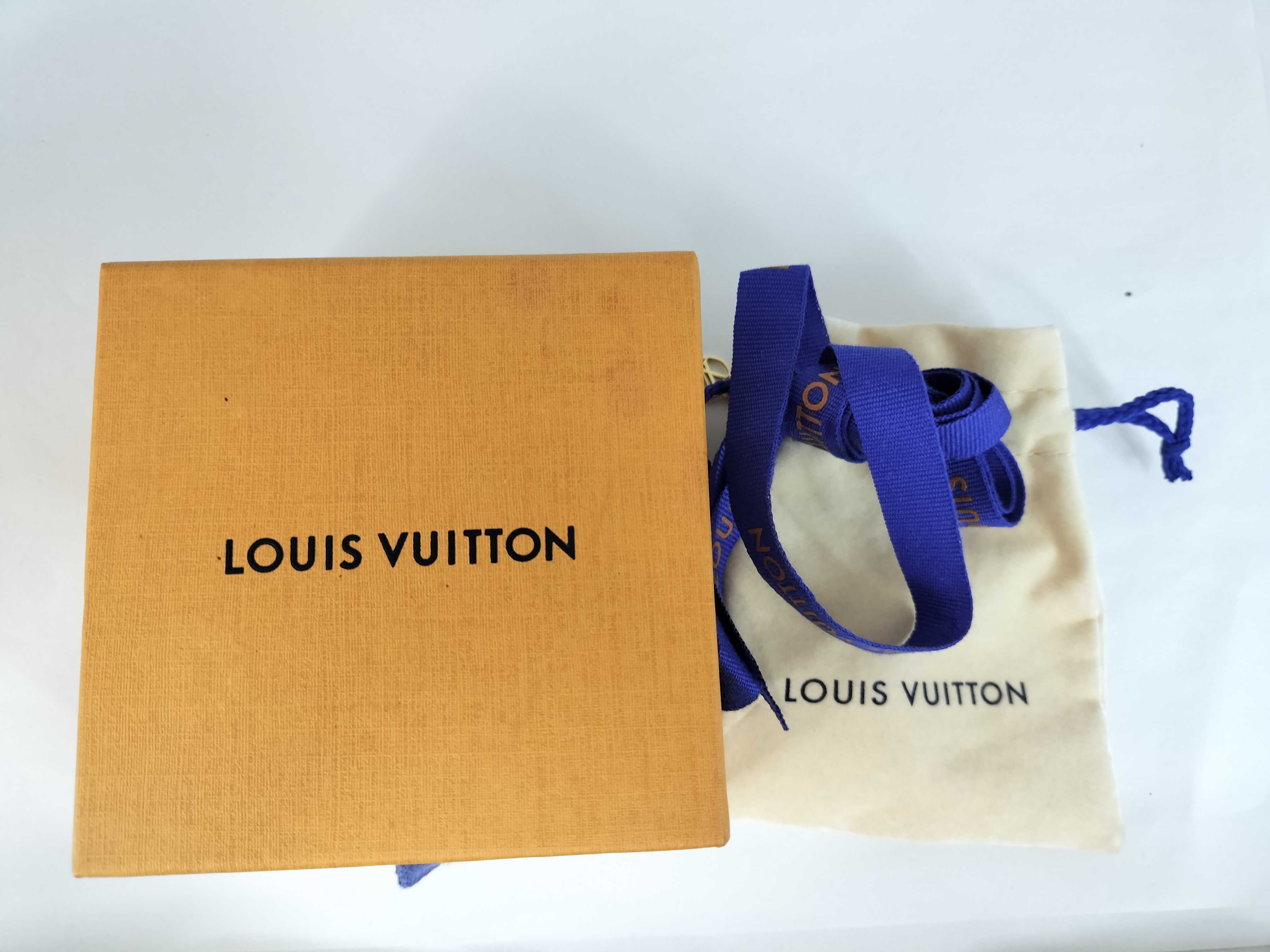 Collier LV Iconic M00596 Accessories: Box, dust bag, necklace — view 10