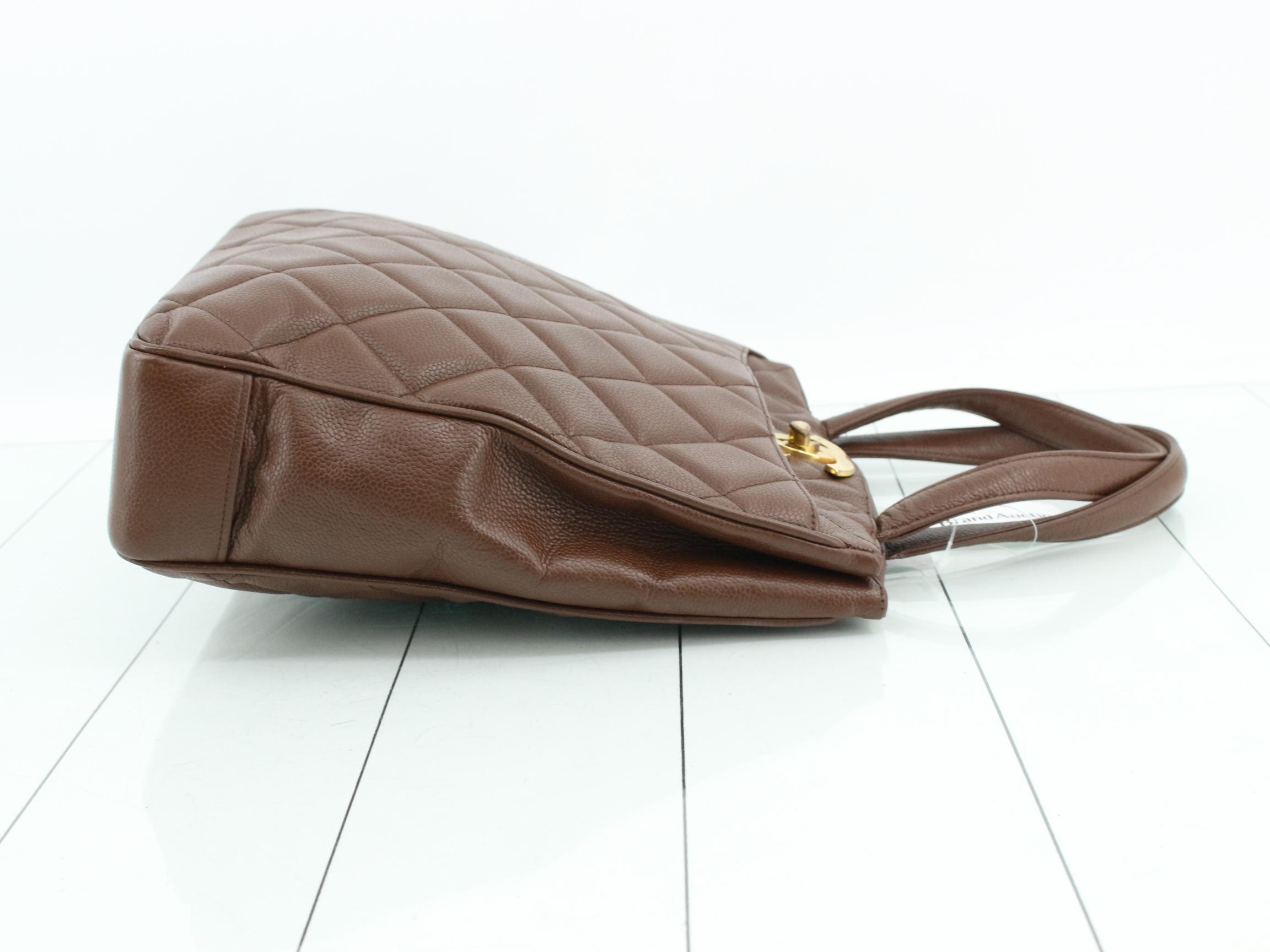 handbag — view 3