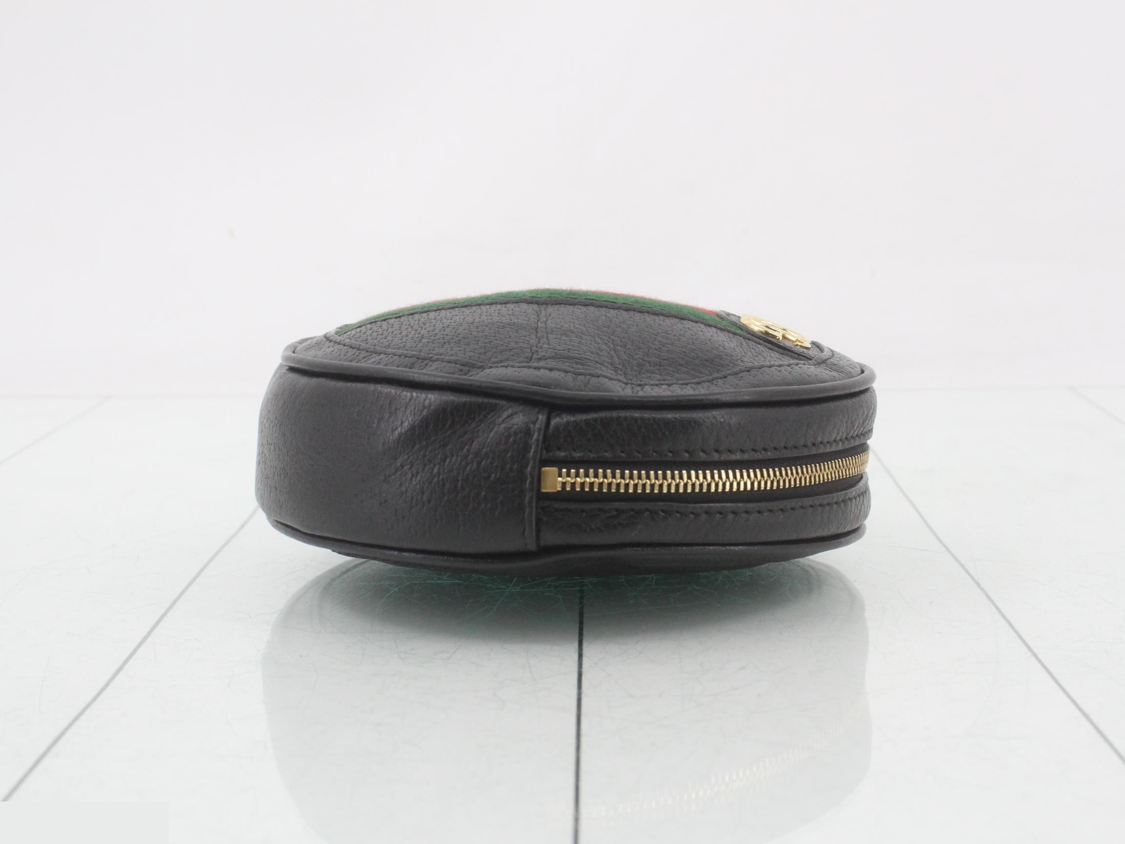 GG Marmont Leather Pouch — view 3