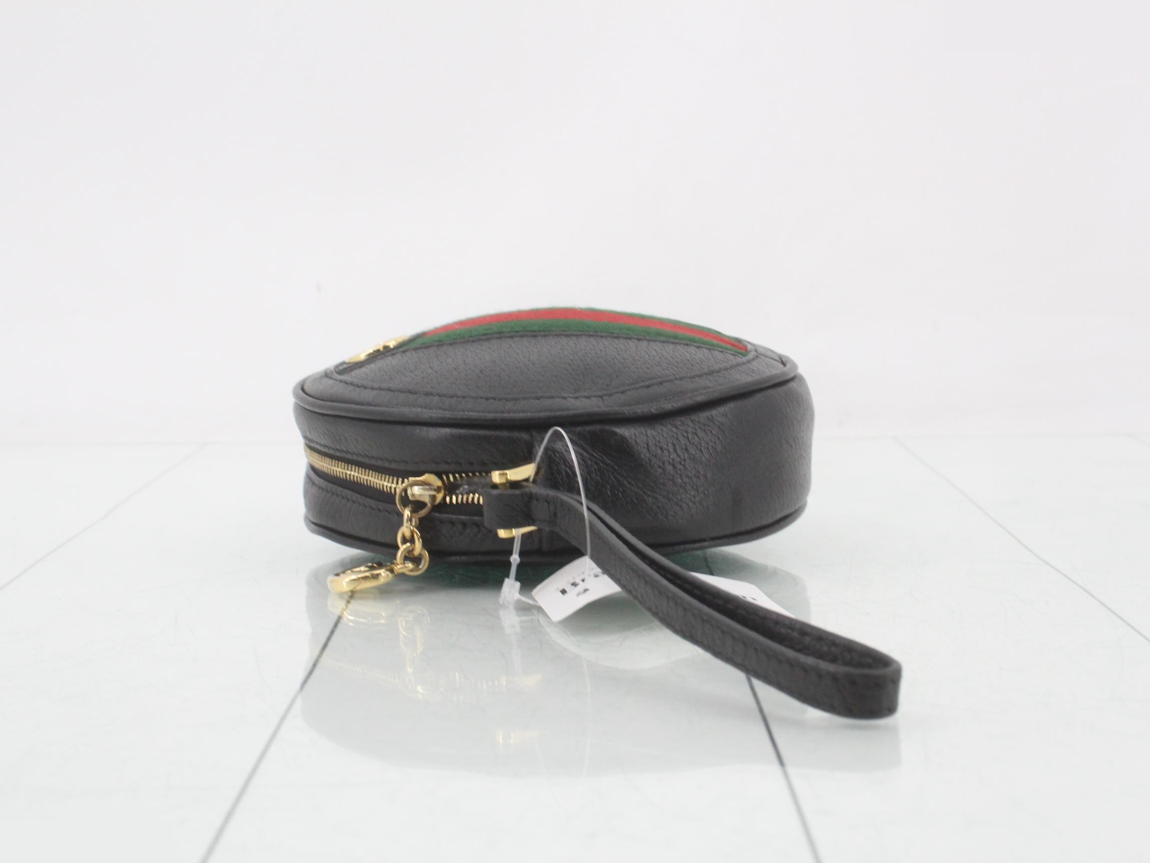 GG Marmont Leather Pouch — view 4