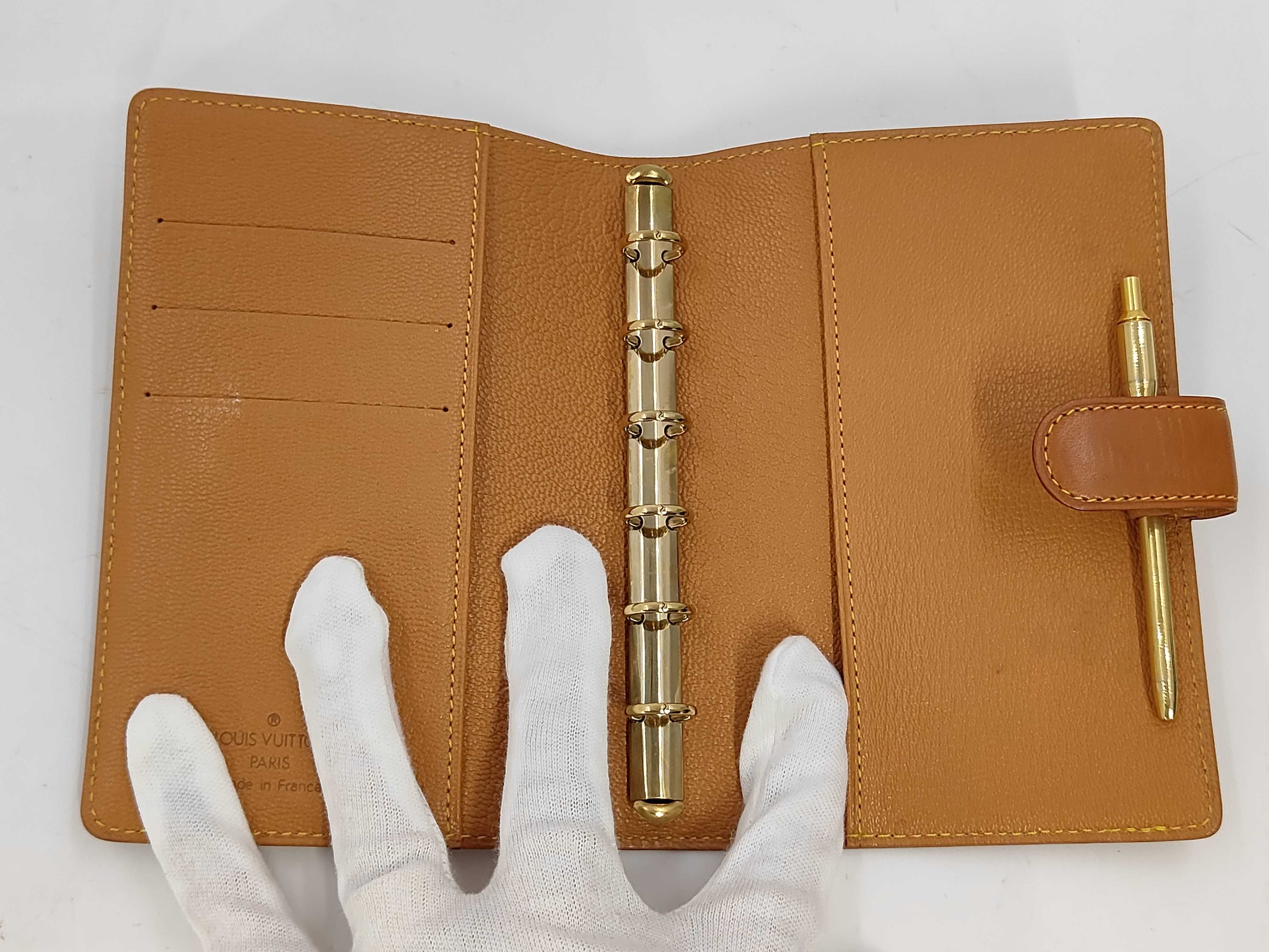 notebook cover — view 4