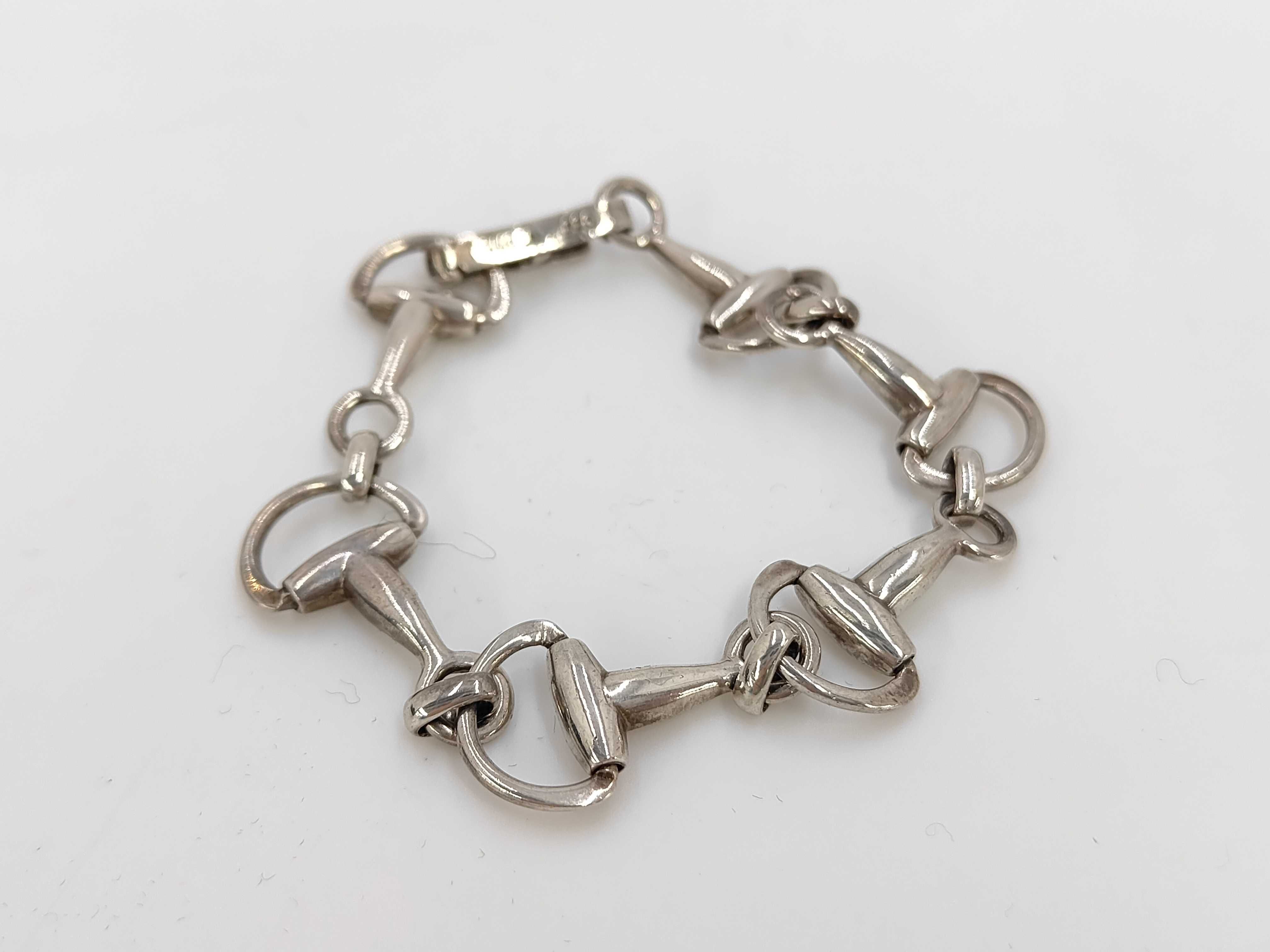 bracelet, bangle