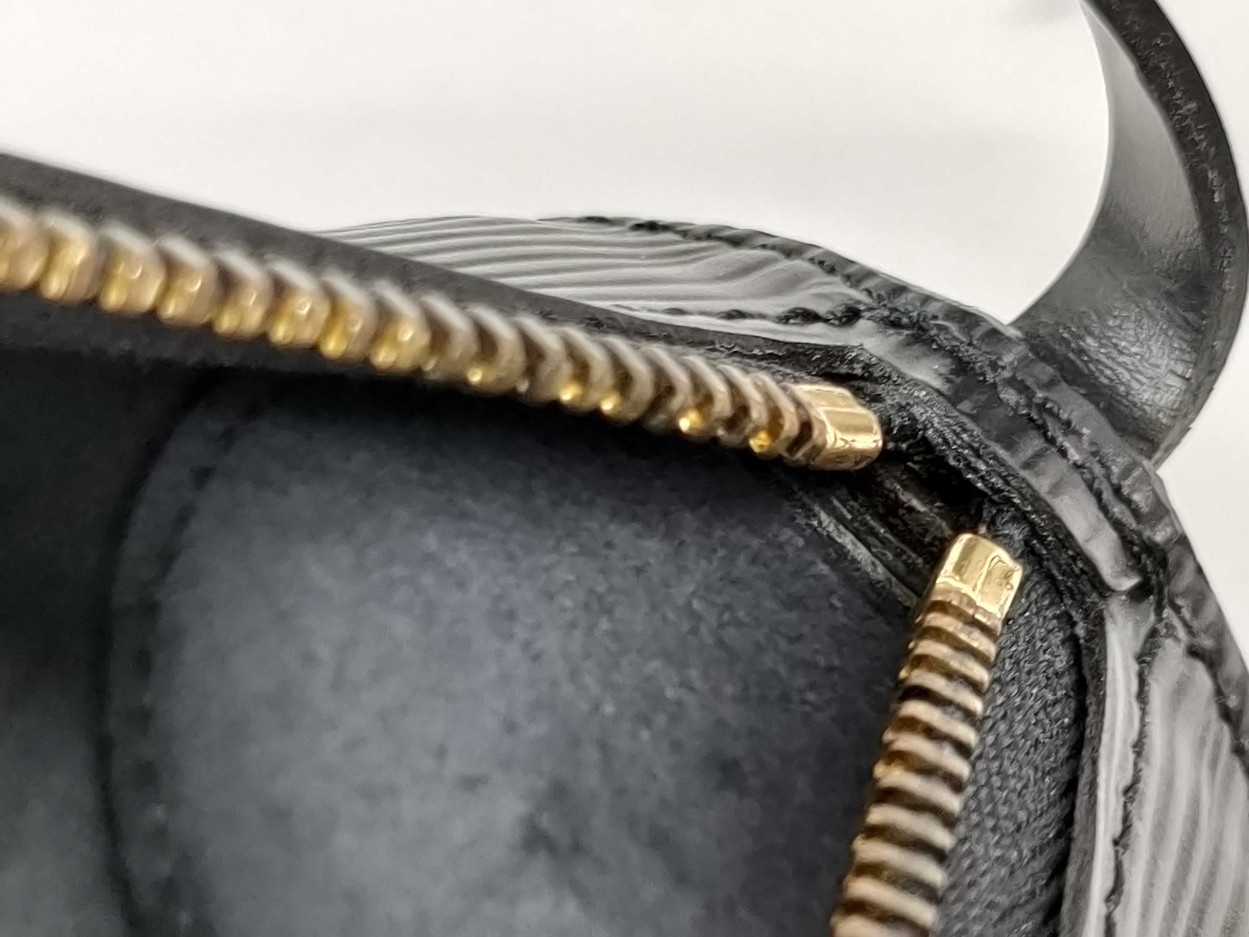 Epi Papillon Pouch Only (Handbag/Pouch) — view 12