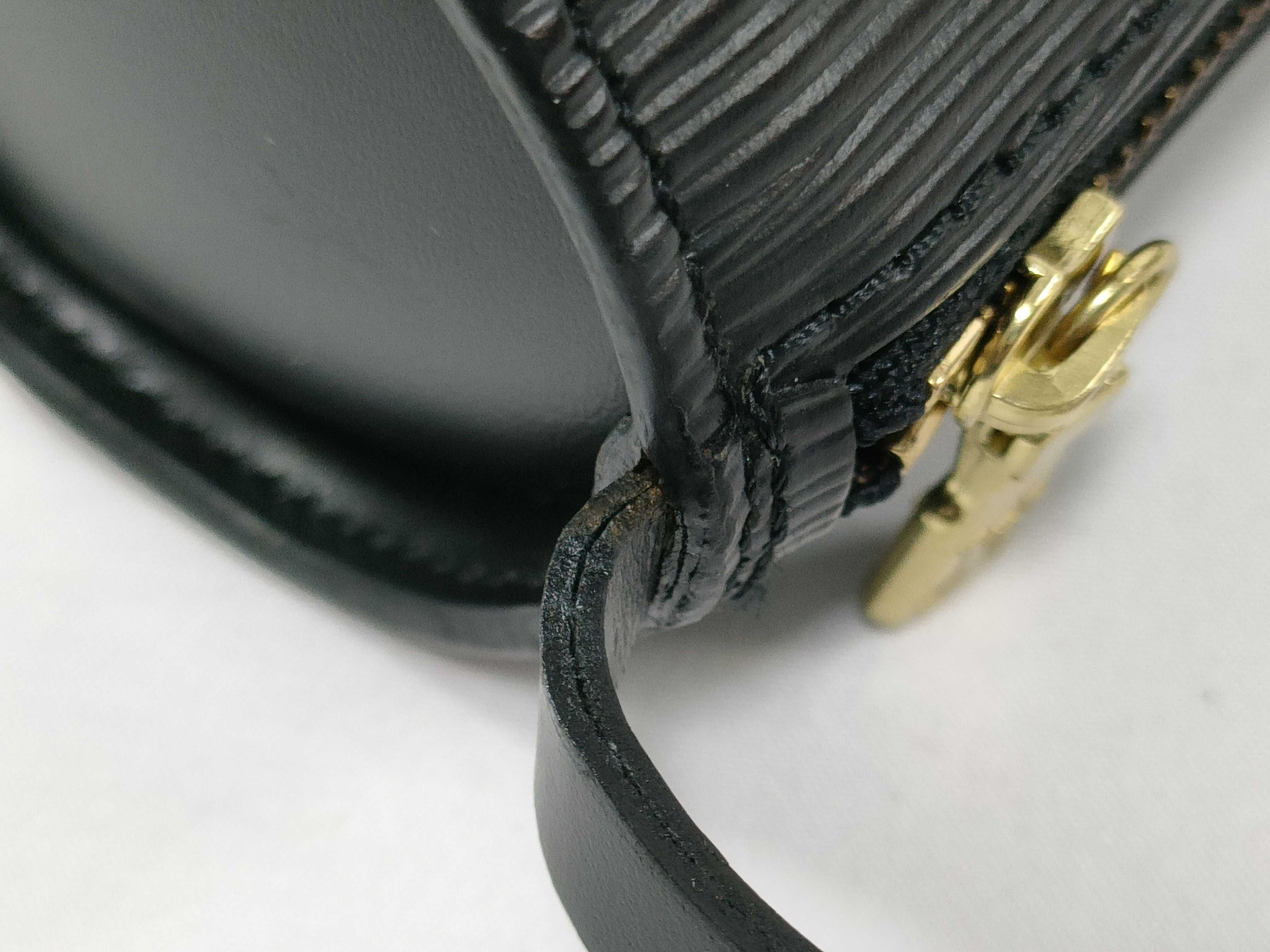 Epi Papillon Pouch Only (Handbag/Pouch) — view 6