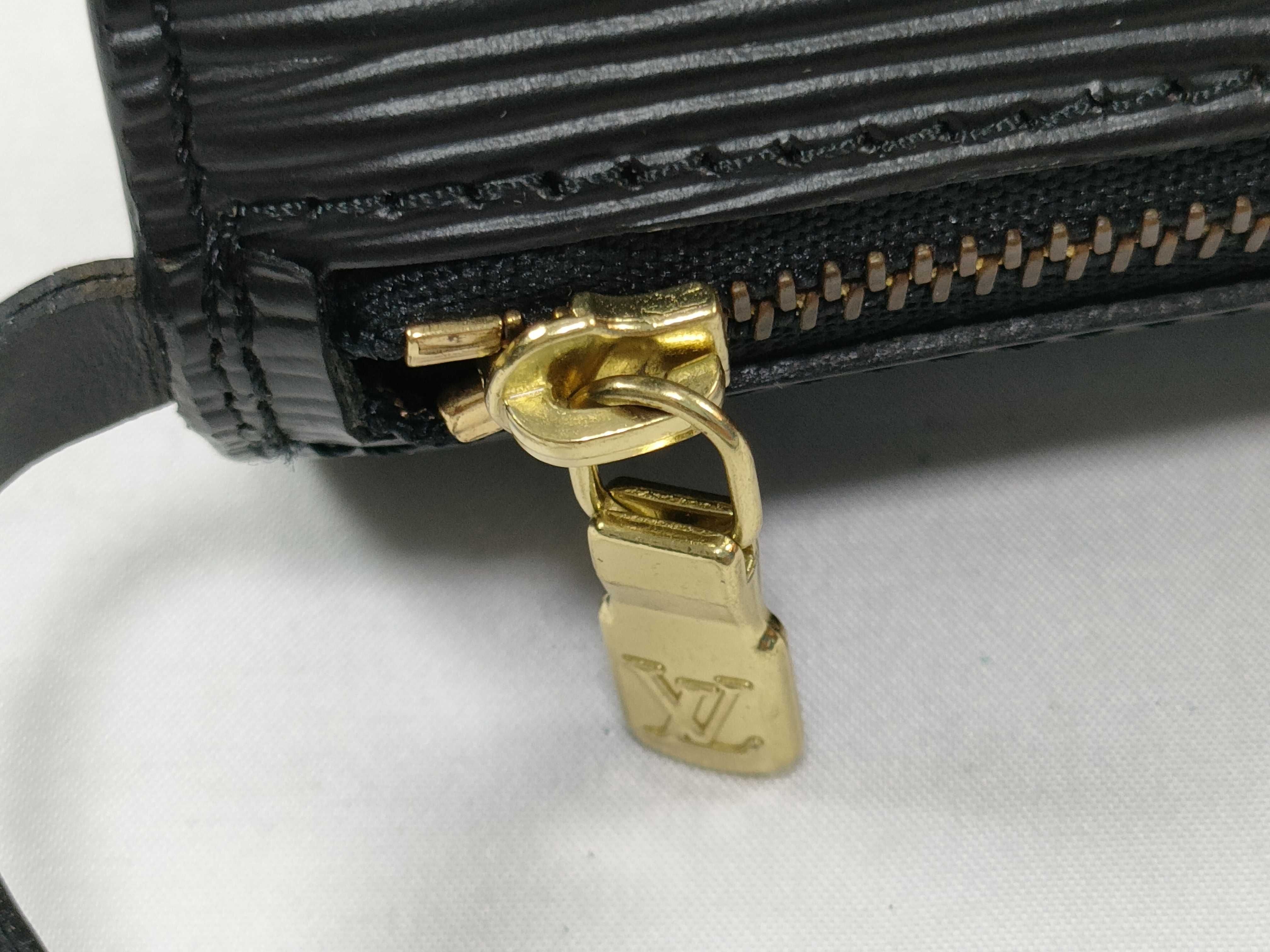 Epi Papillon Pouch Only (Handbag/Pouch) — view 7