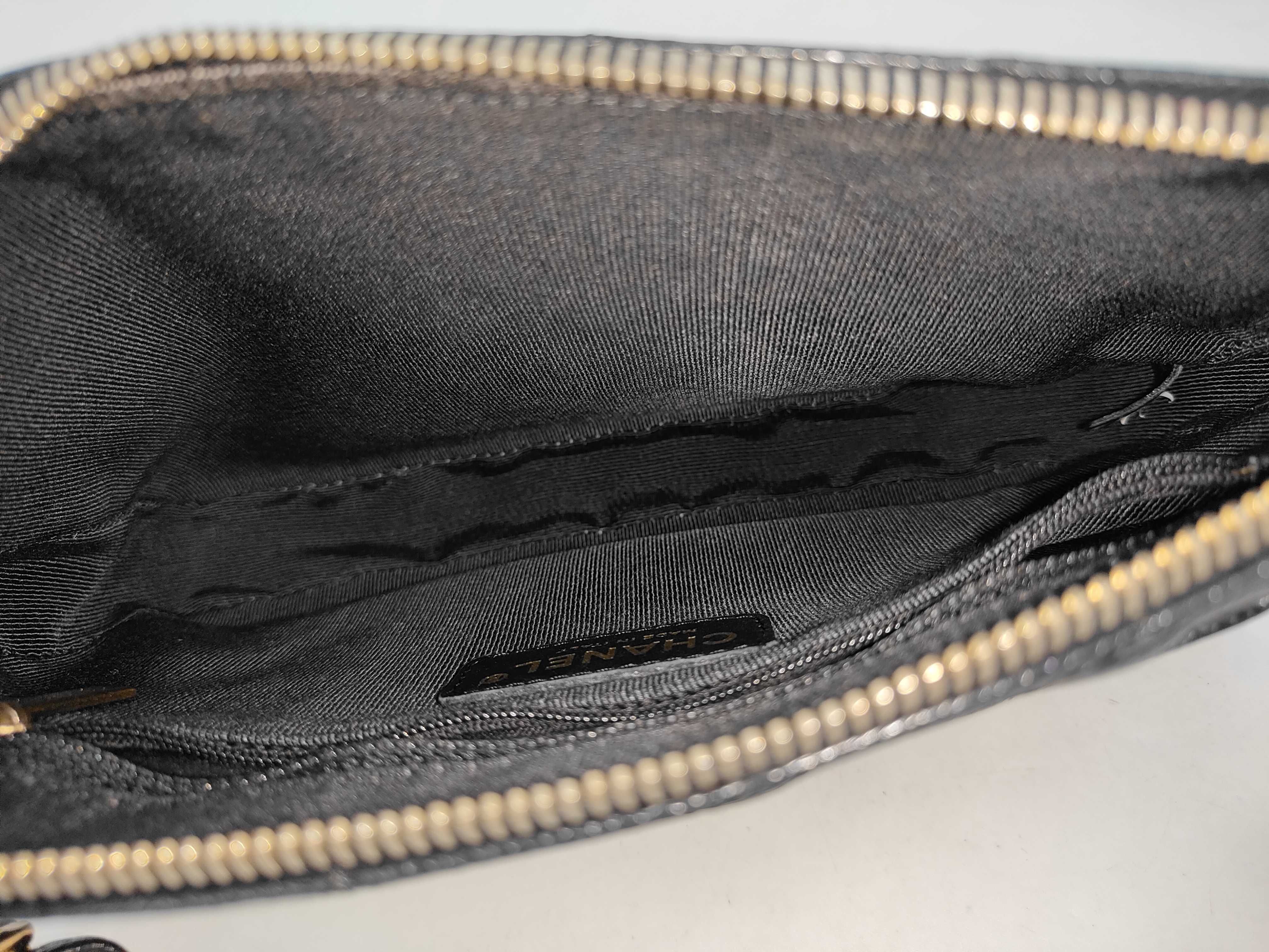 Caviar Matelassé Shoulder Bag — view 8