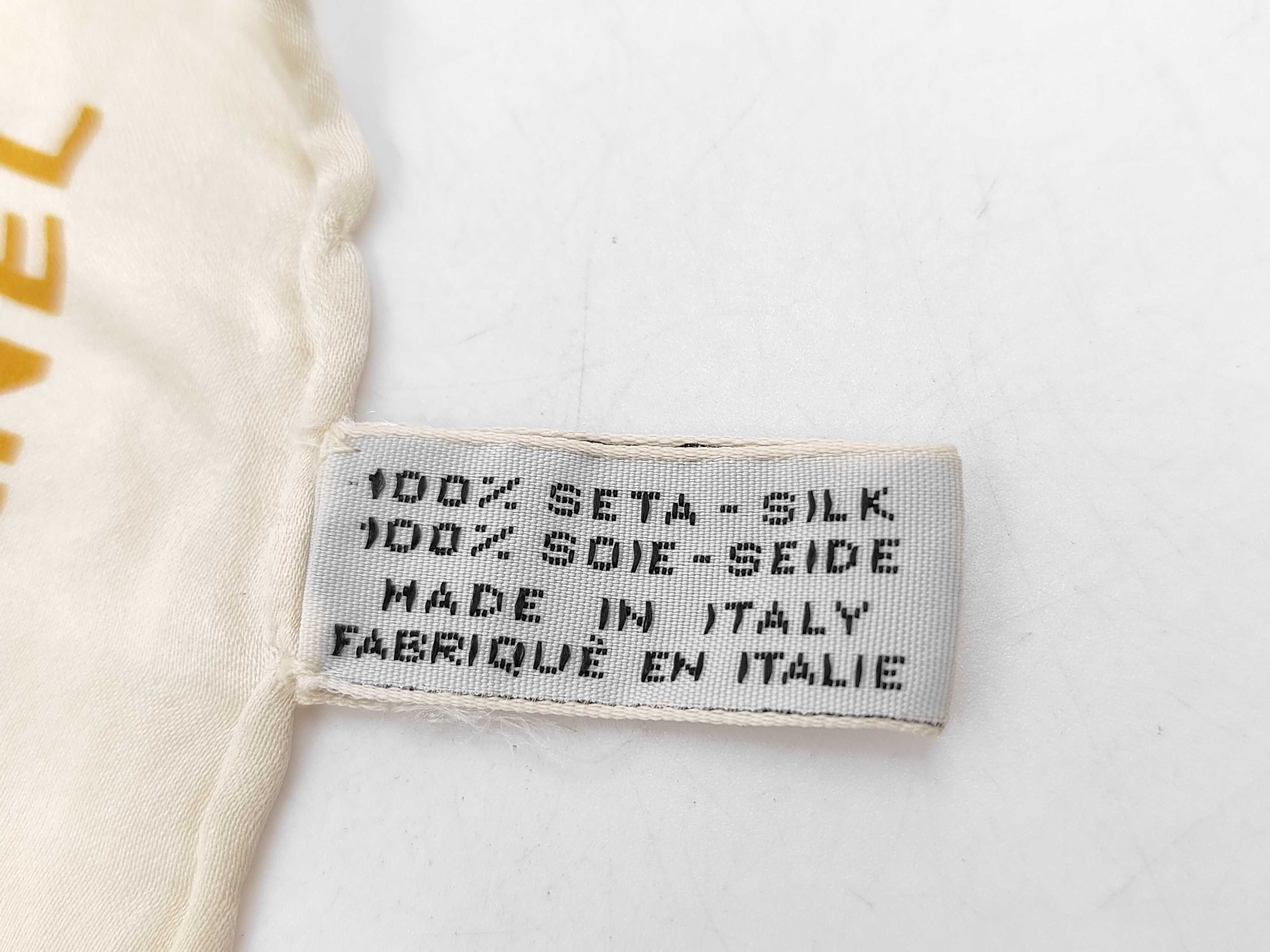 scarf with jewel motif and other accessories — view 3