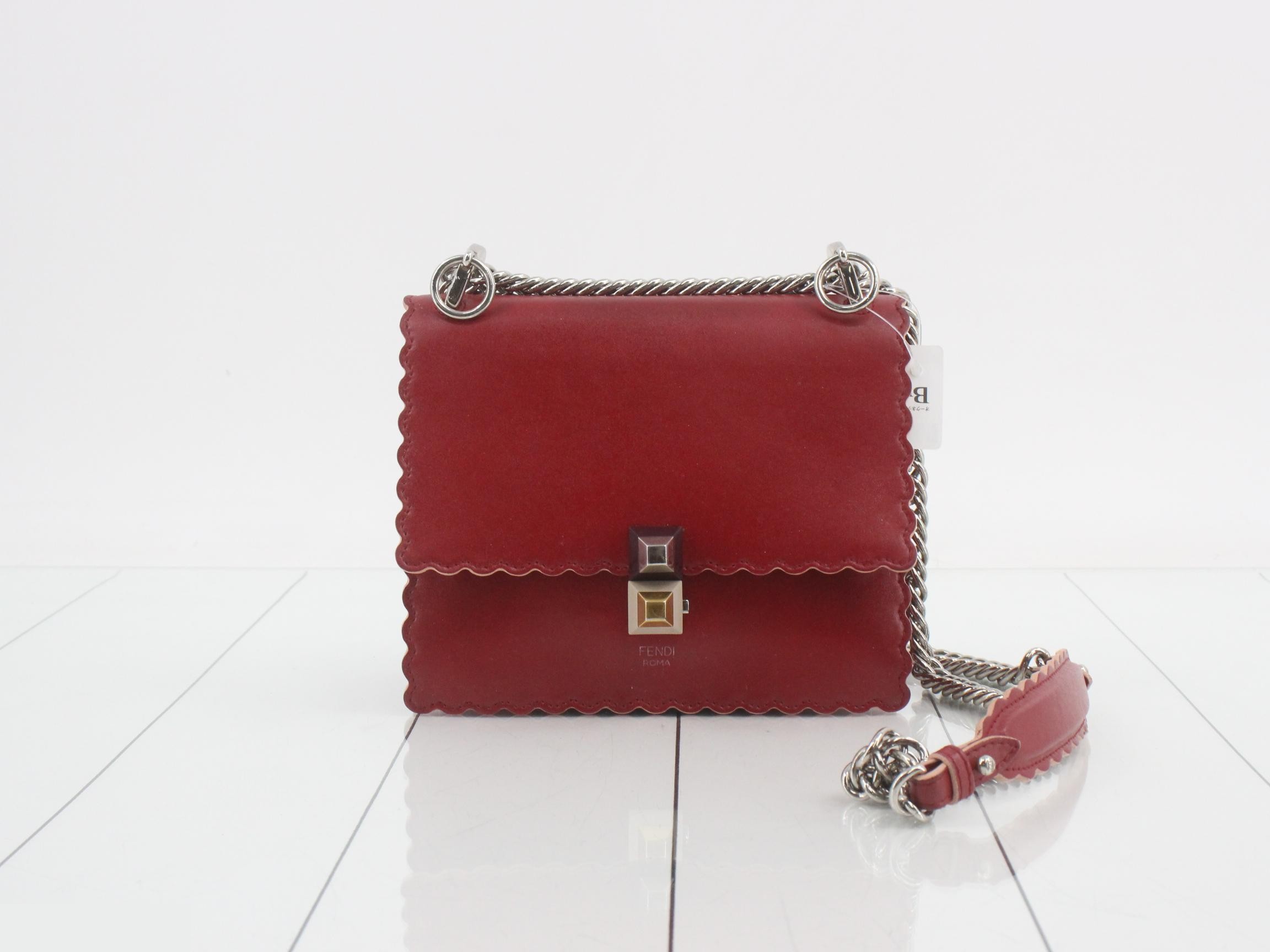 Other lines: Bags and shoulder bags